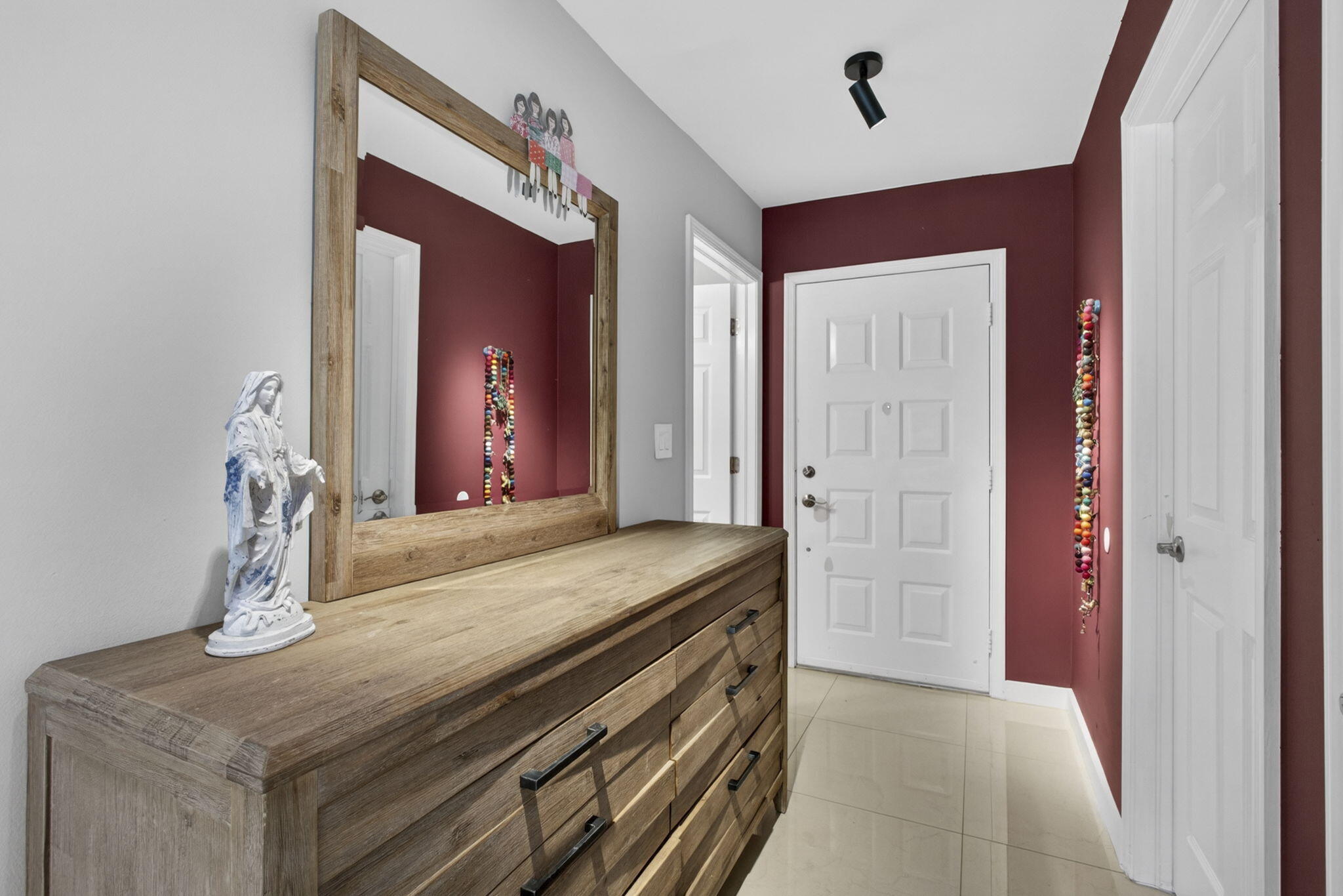 11894 Donlin Drive Property Photo 8