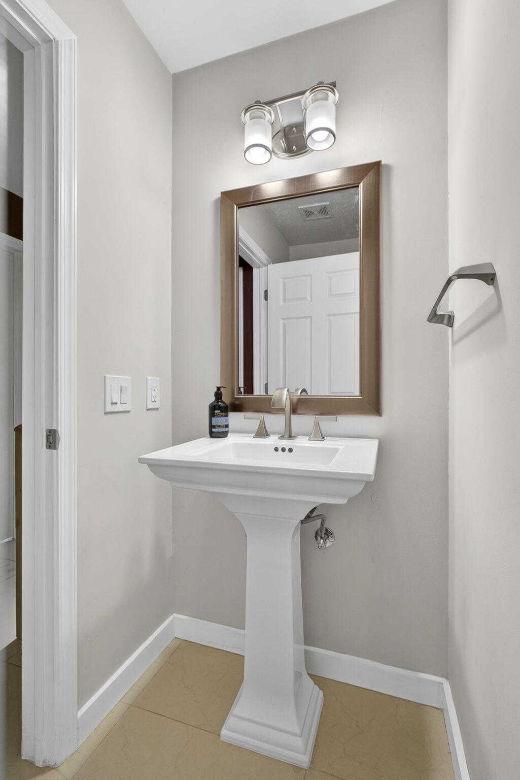 11894 Donlin Drive Property Photo 21