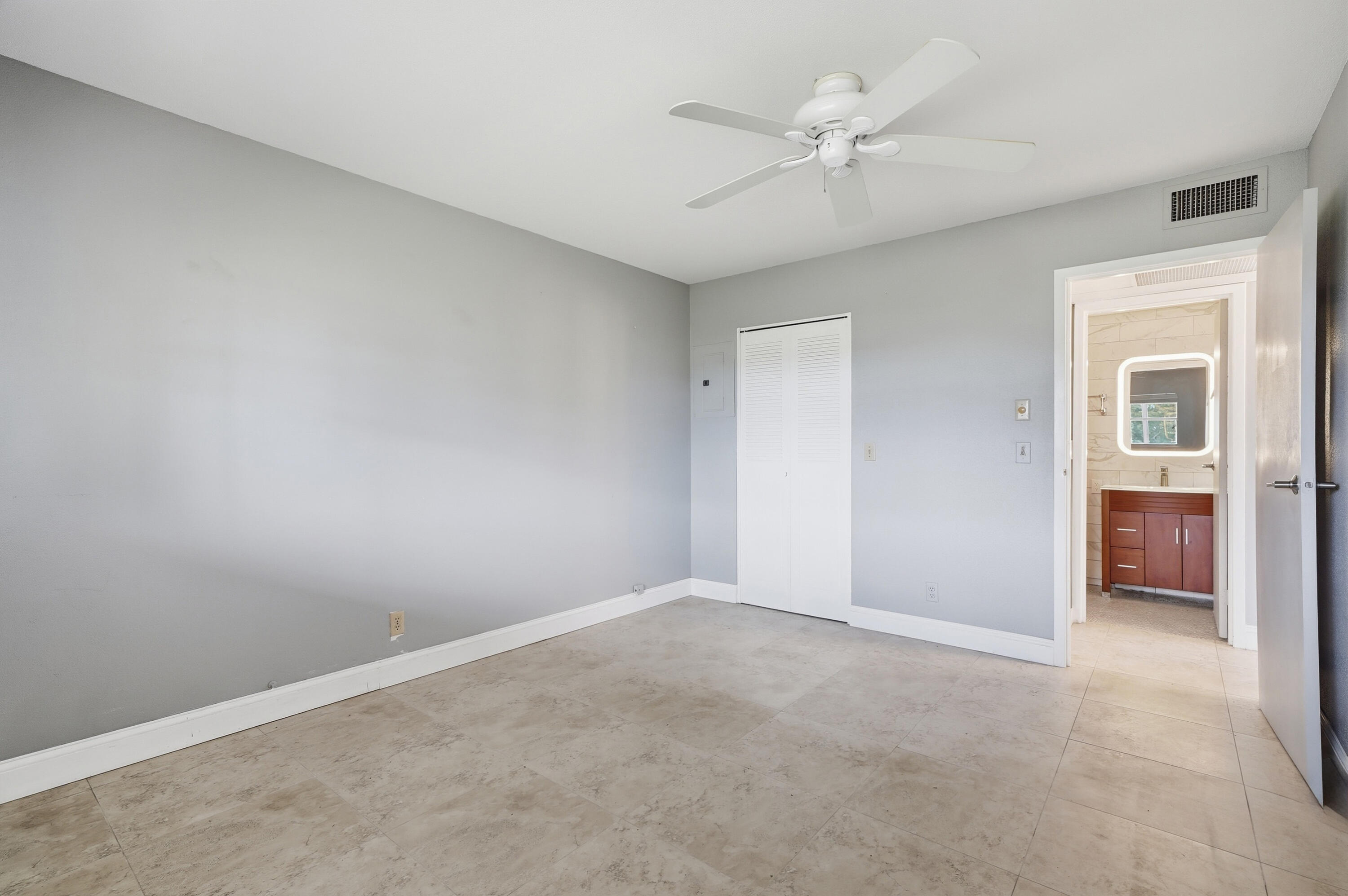 373 Tuscany G Property Photo 26