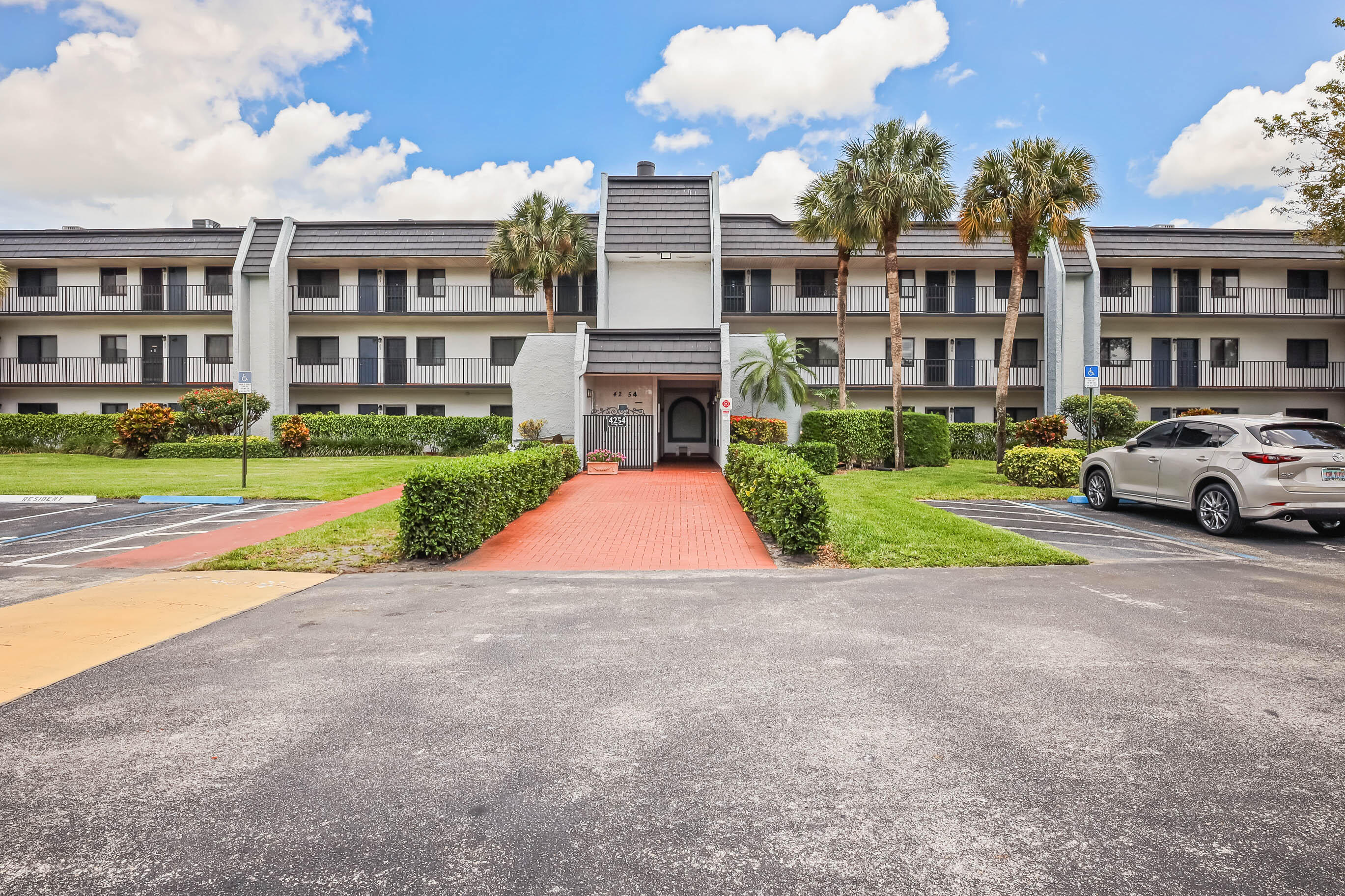 4254 Deste Court 208 Property Photo 1