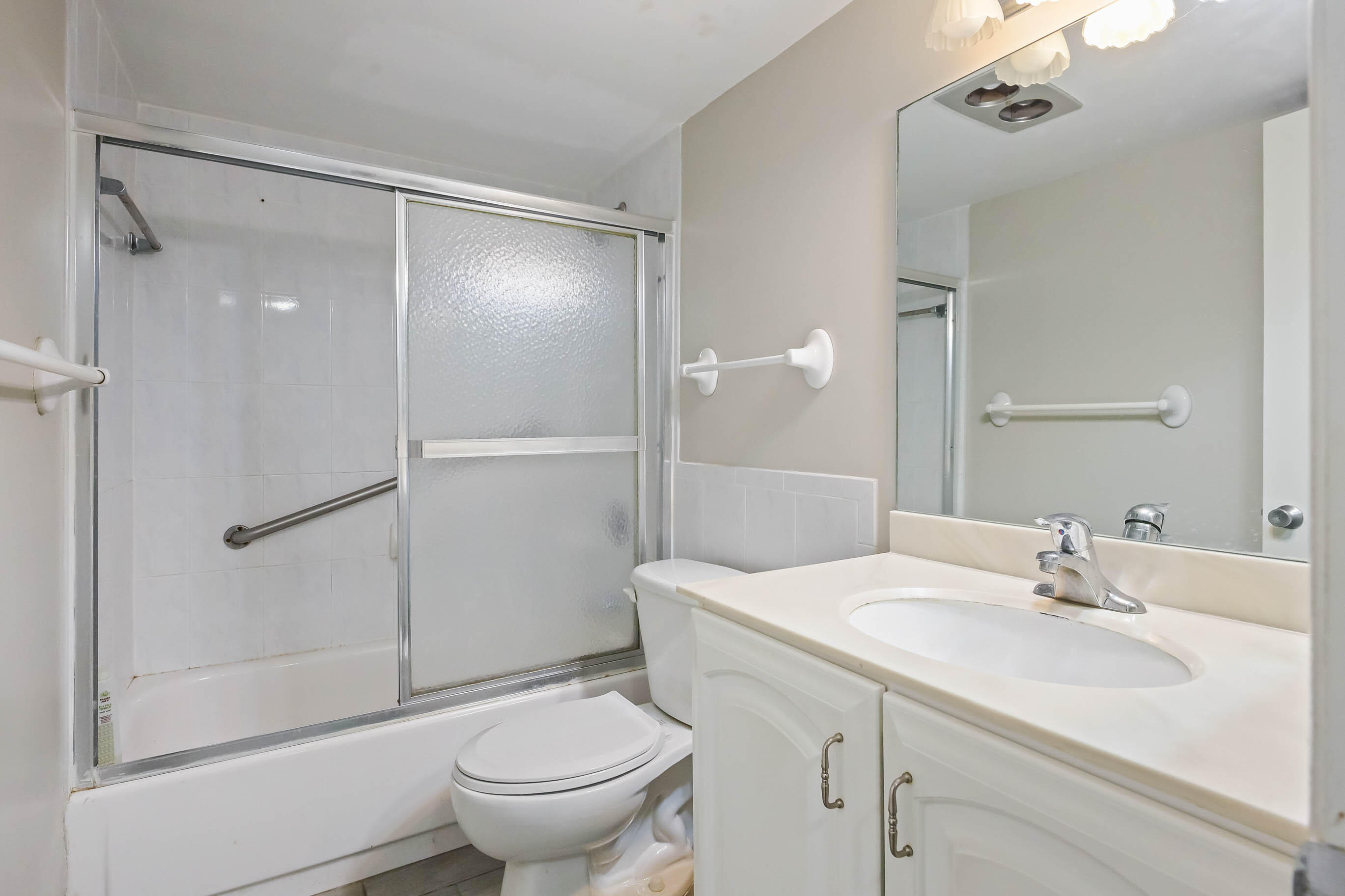 4254 Deste Court 208 Property Photo 13