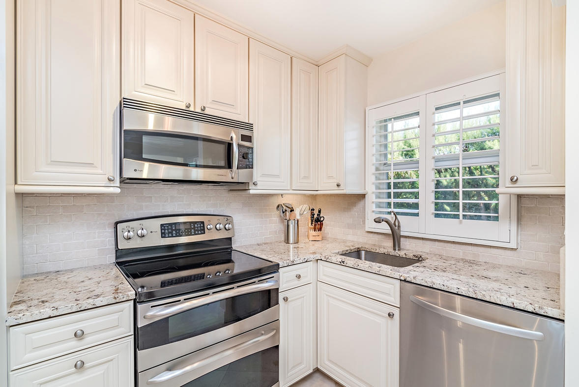 139 Sunrise Avenue 2020 Property Photo 6