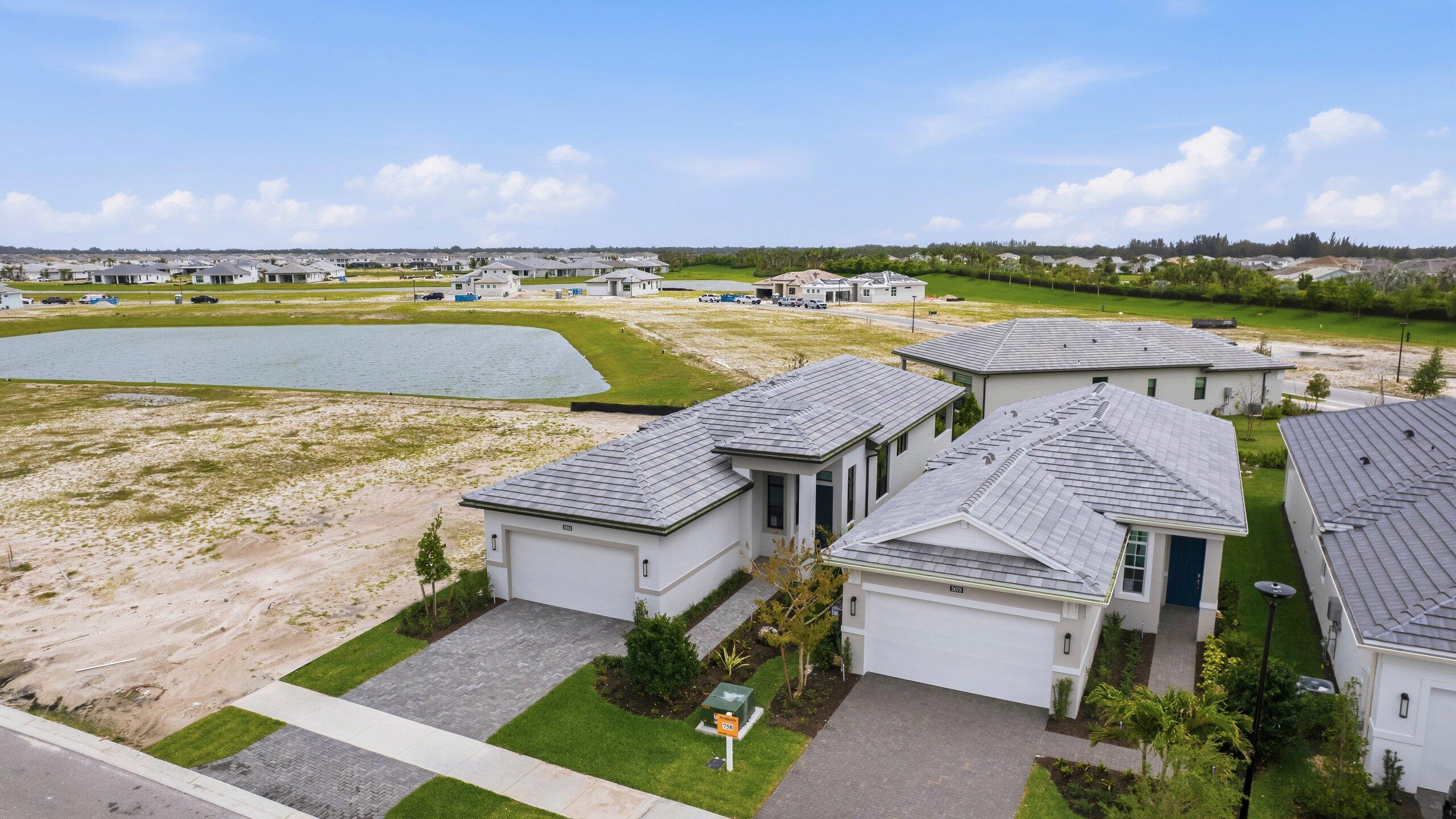5084 Lido Key Lane Property Photo 3