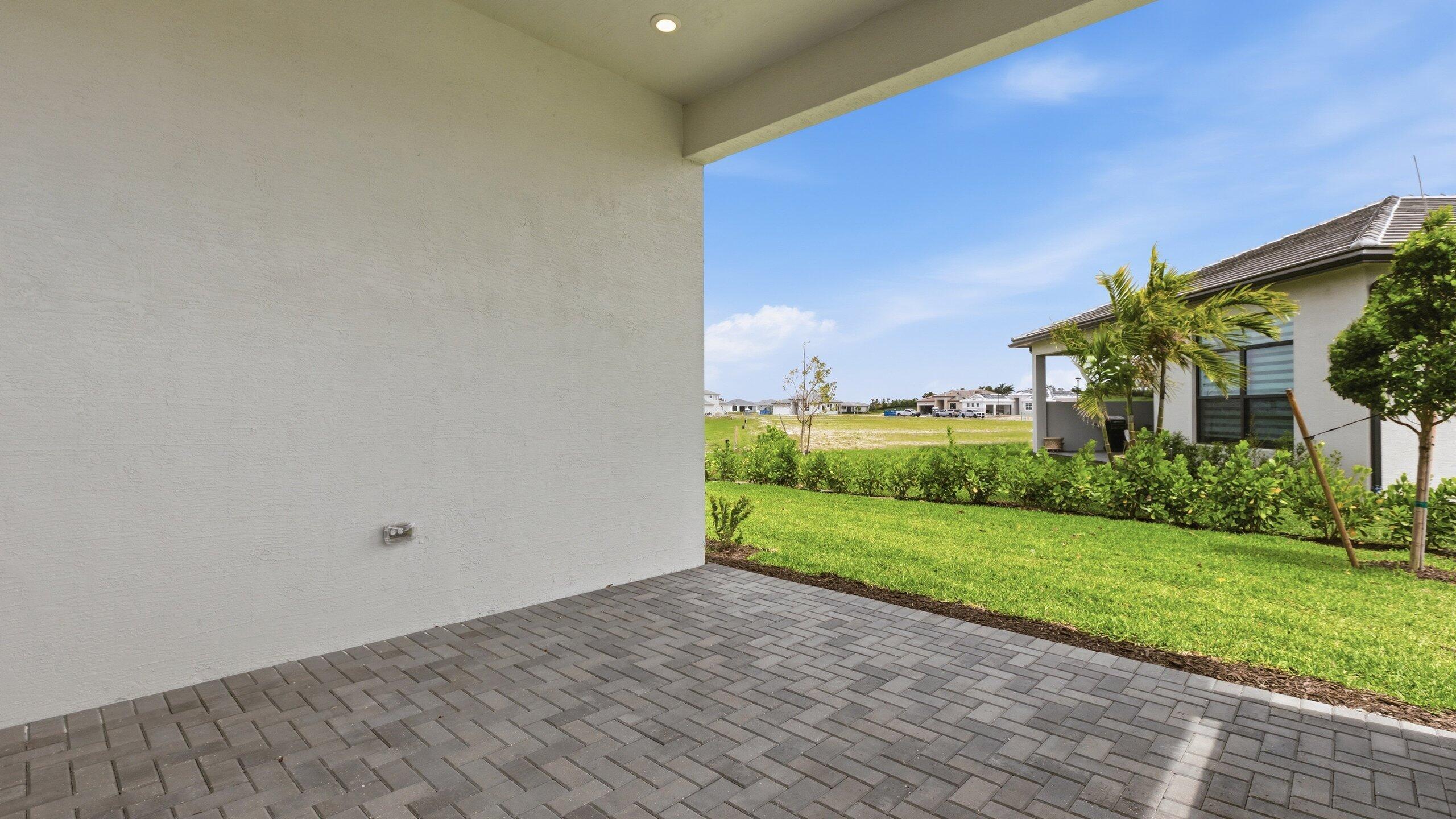 5084 Lido Key Lane Property Photo 24