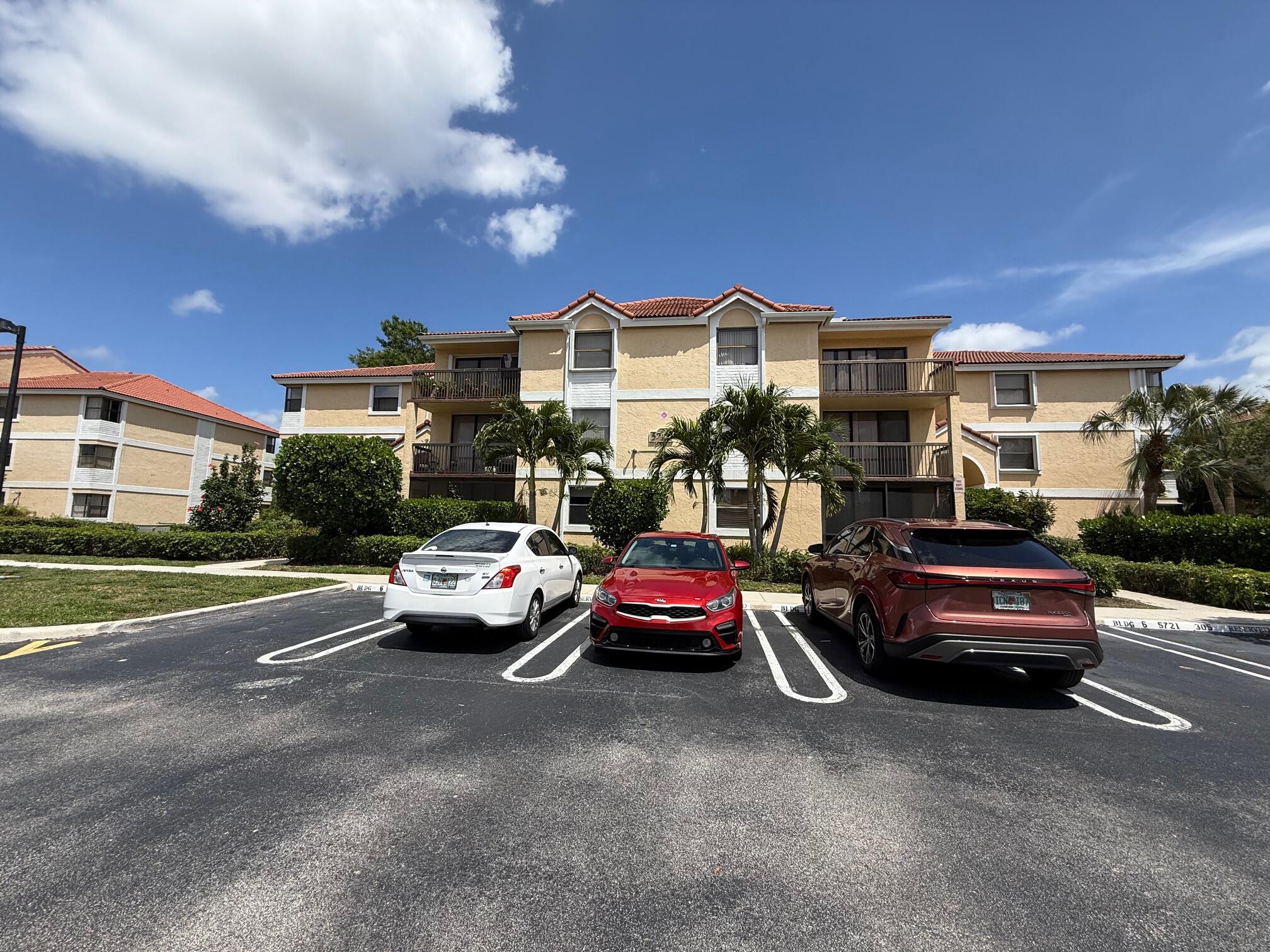 5721 Riverside Drive 301b5 Property Photo 2