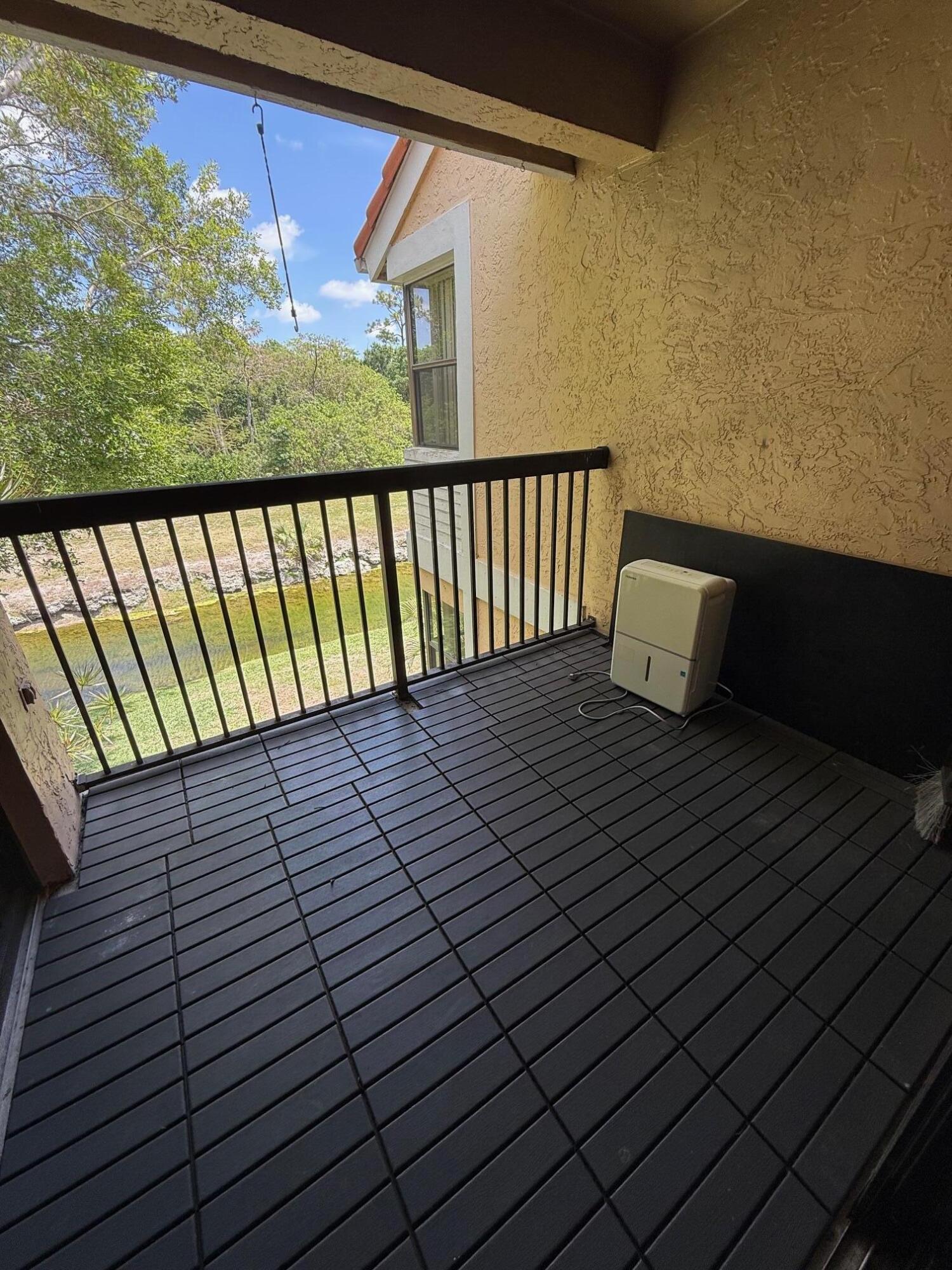 5721 Riverside Drive 301b5 Property Photo 15
