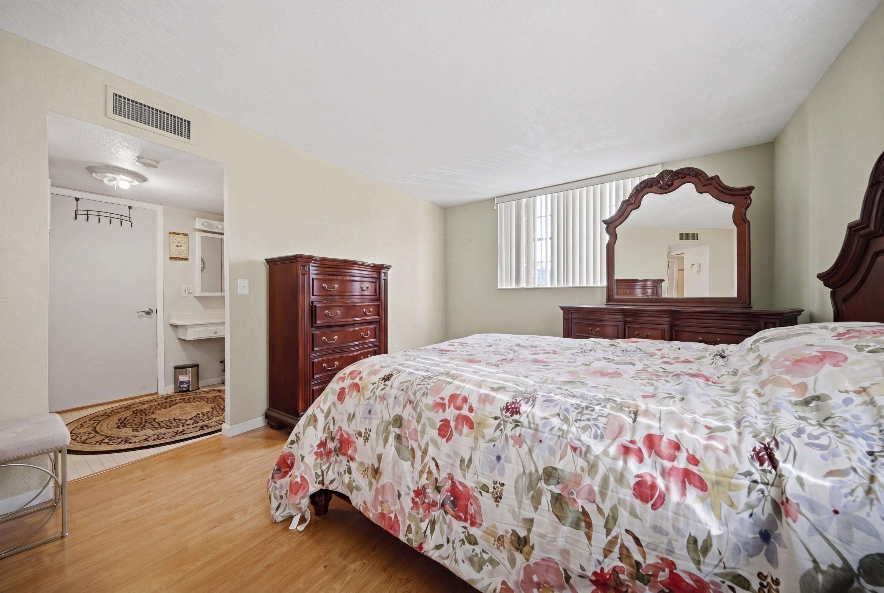 3040 Holiday Springs Boulevard 212 Property Photo 9