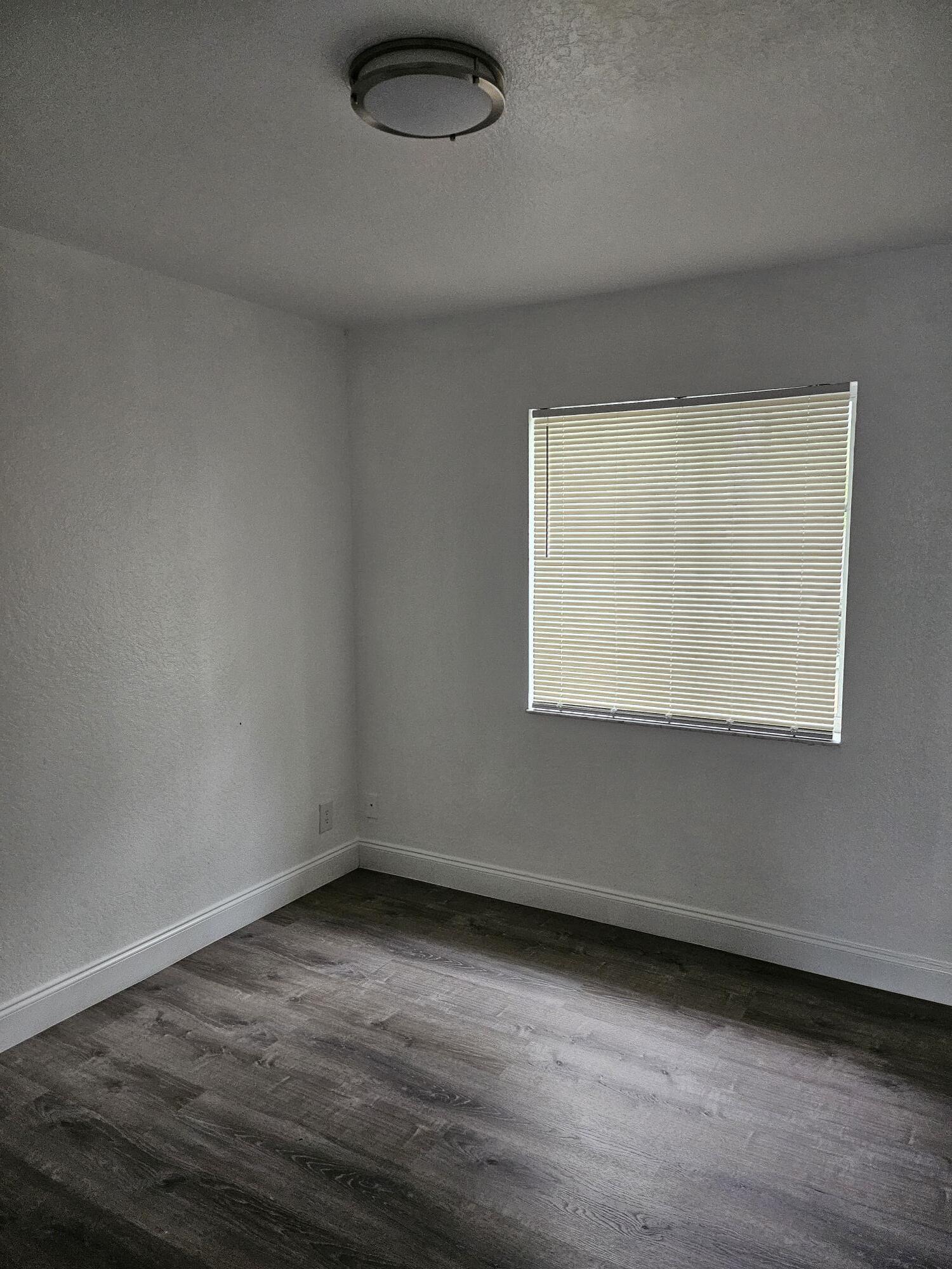 1193 Colonial Palms Way Property Photo 16
