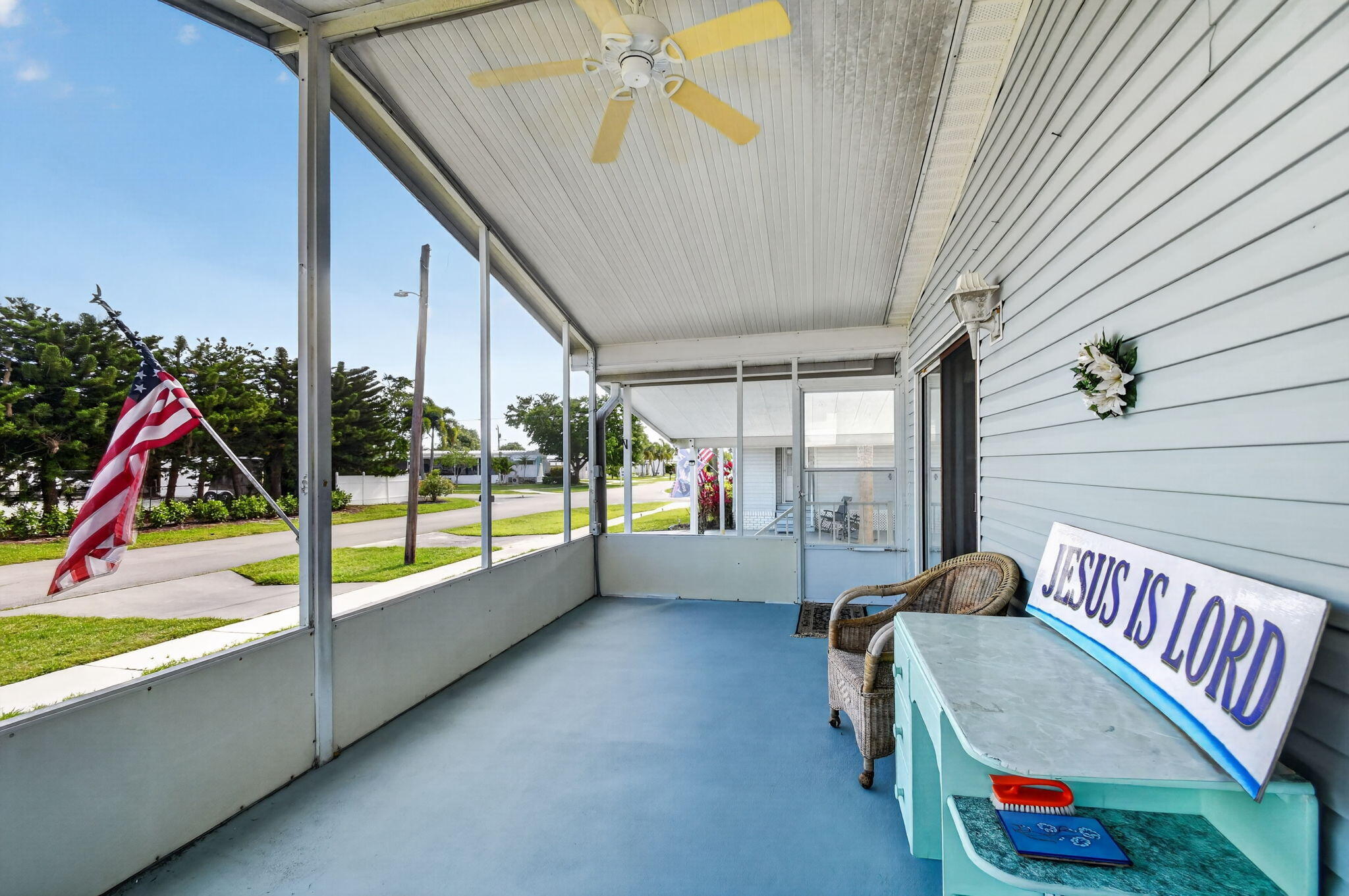 4290 Meadow View Drive Property Photo 7