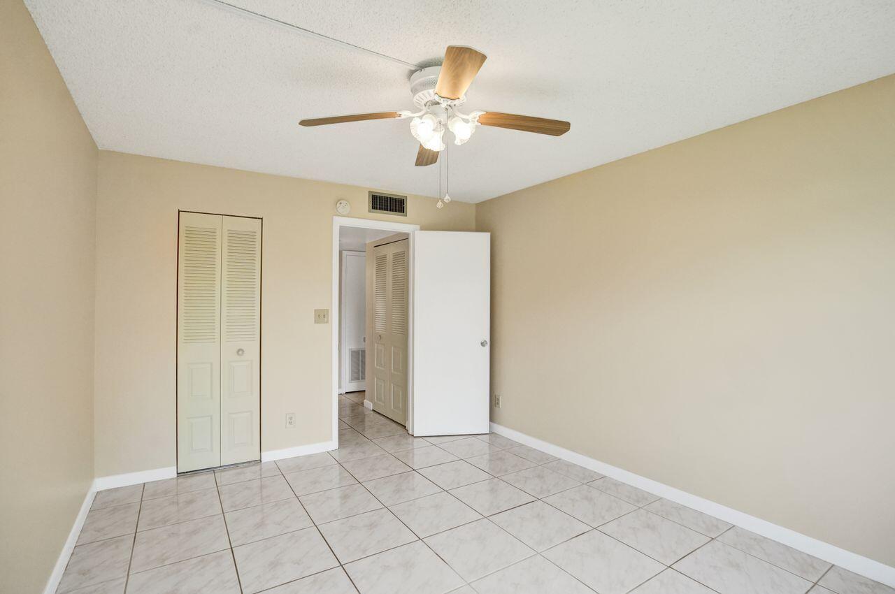 9460 Sunrise Lakes Boulevard 106 Property Photo 12