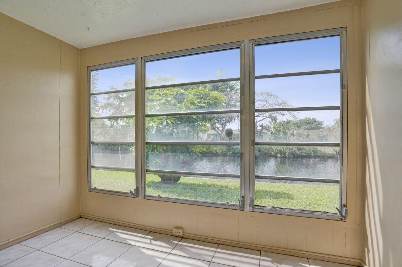 9460 Sunrise Lakes Boulevard 106 Property Photo 23