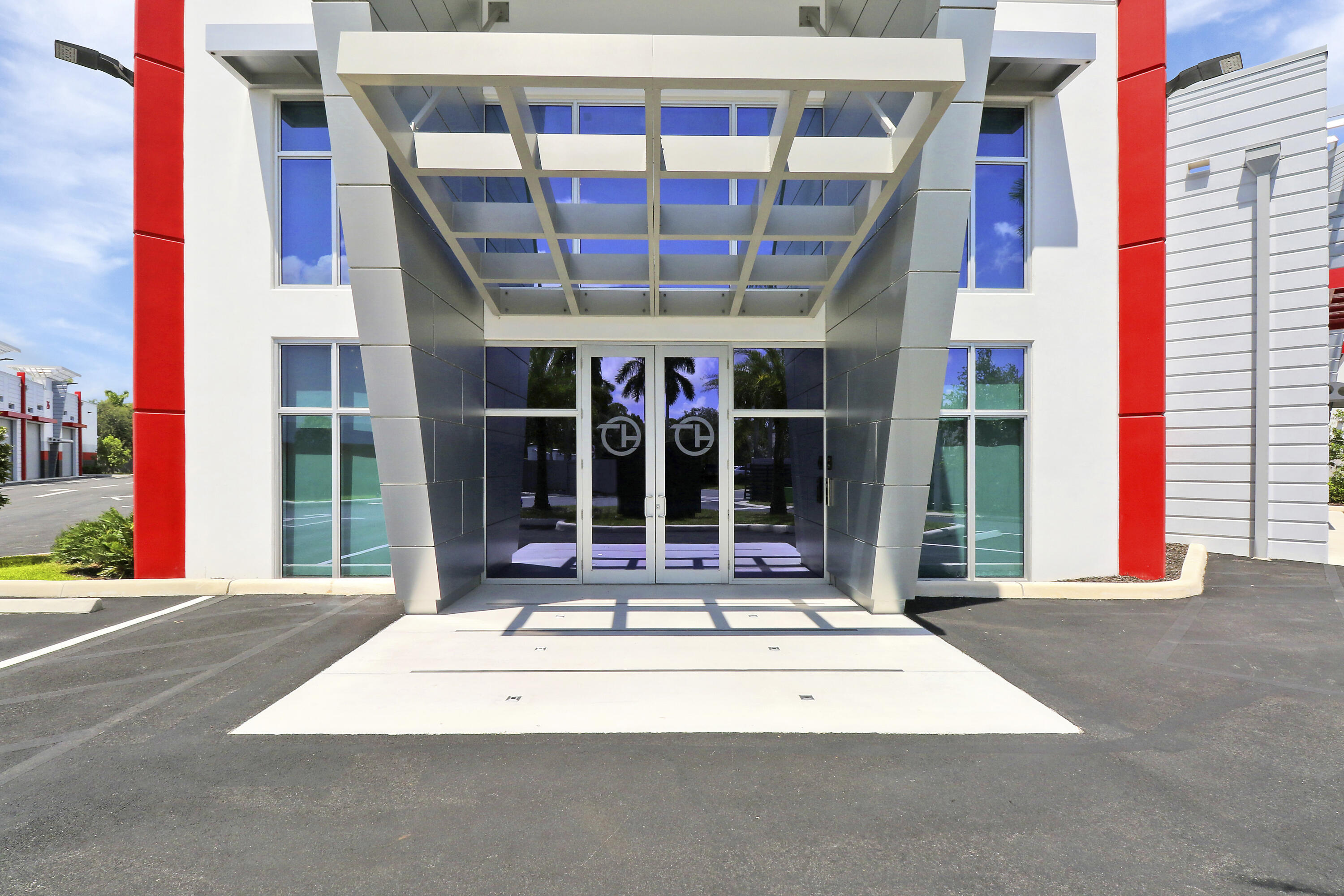 7210 Haverhill Business Parkway 13 Property Photo 4