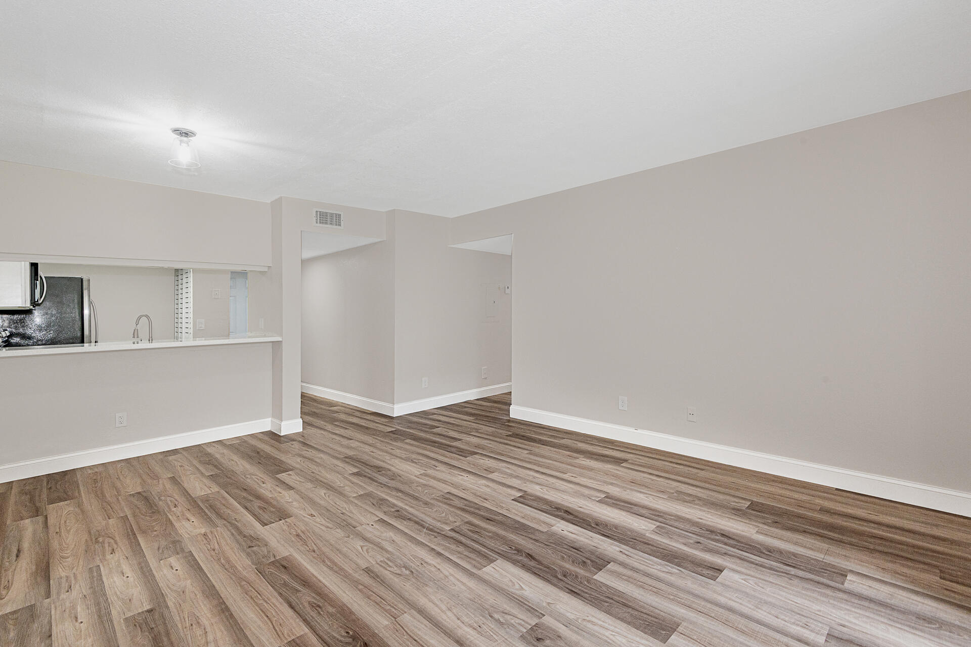 11500-11506 Nw 43rd Court Property Photo 16