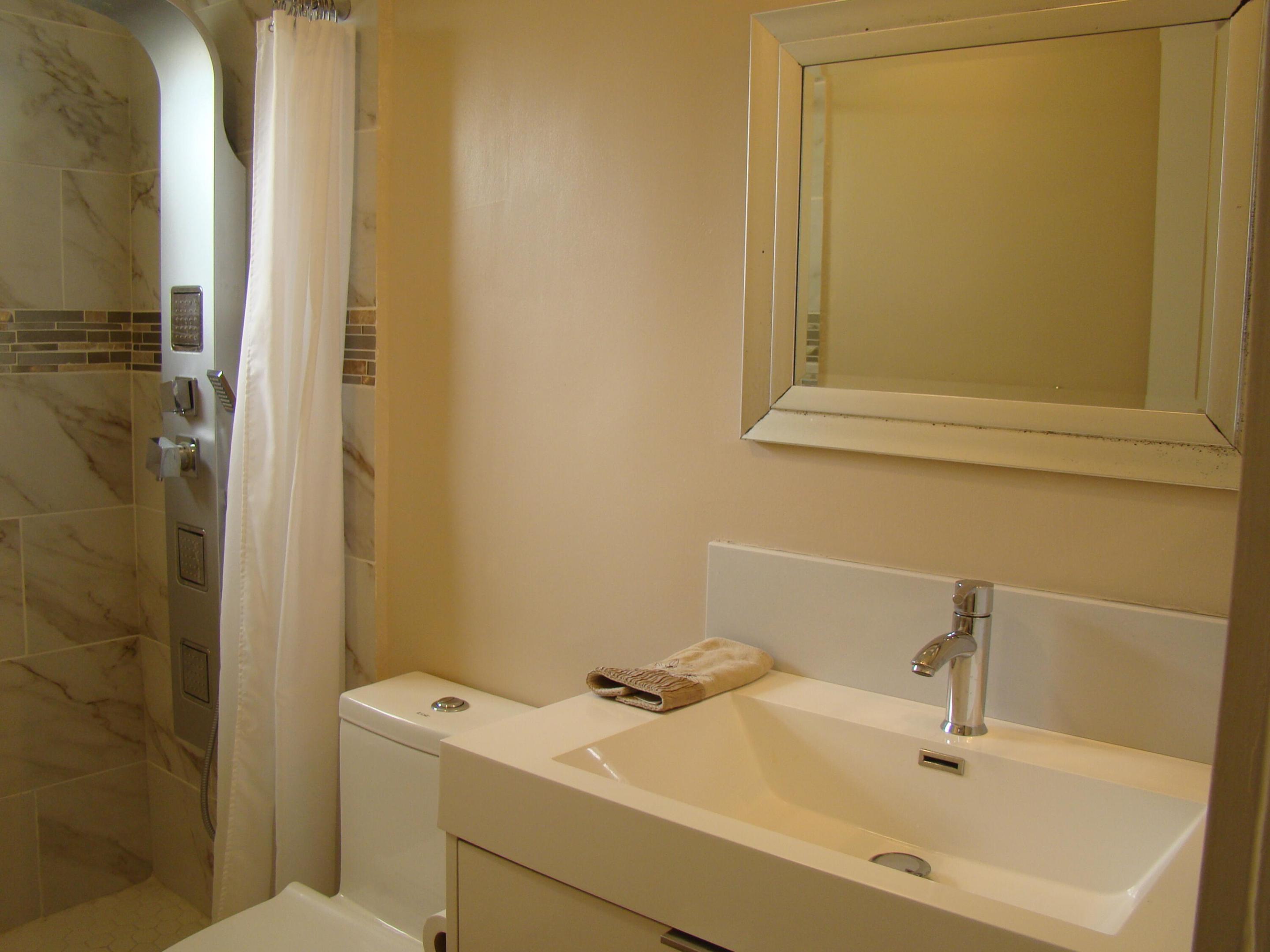 6934 Nw 31st Avenue C-13 Property Photo 18