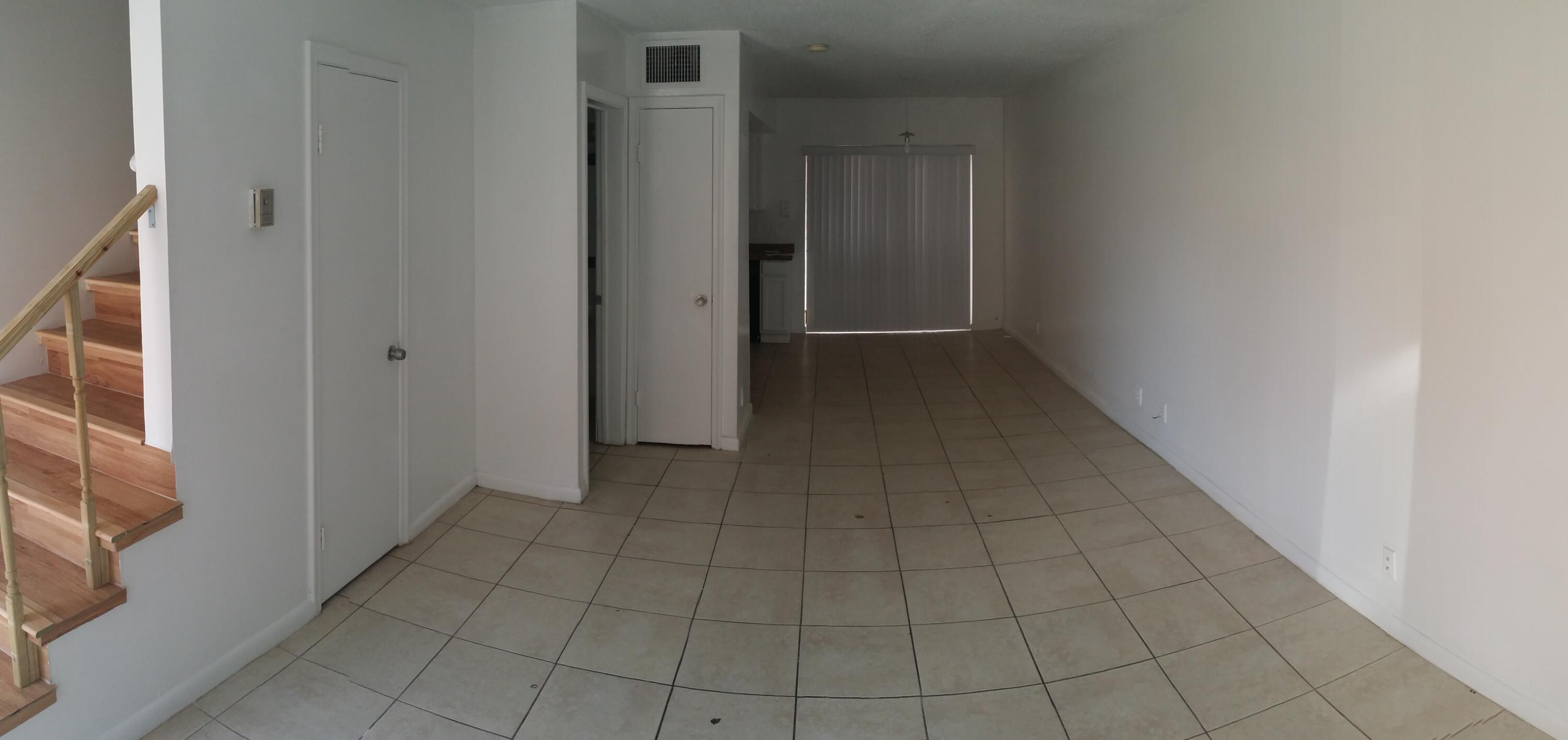 5333 Nw 27th Street B3 Property Photo 4