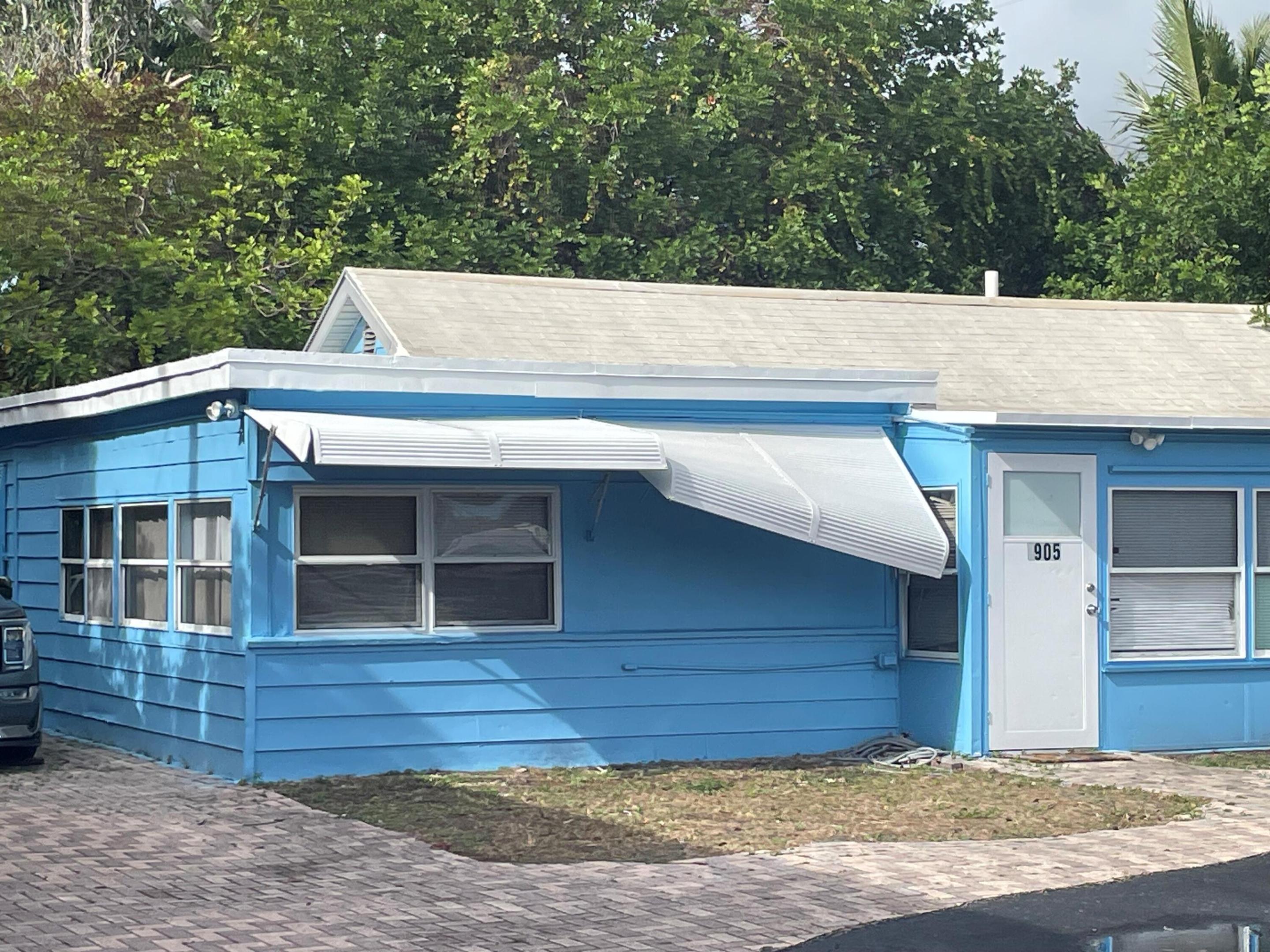 1905 Florida Street Property Photo 6