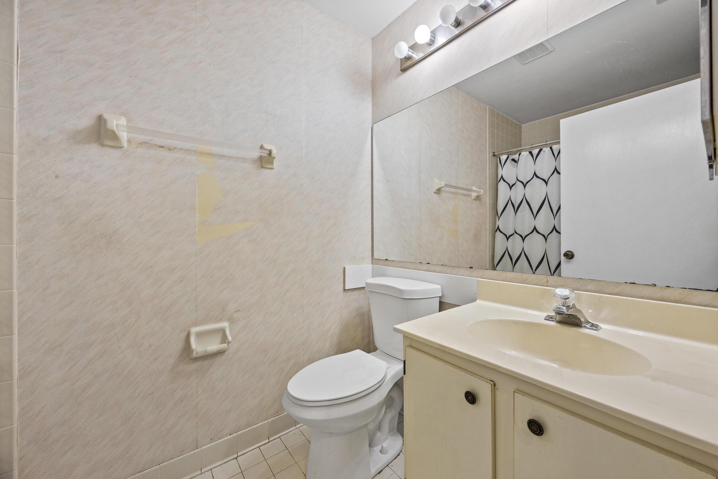 2640 Gately Drive W 1601 Property Photo 15