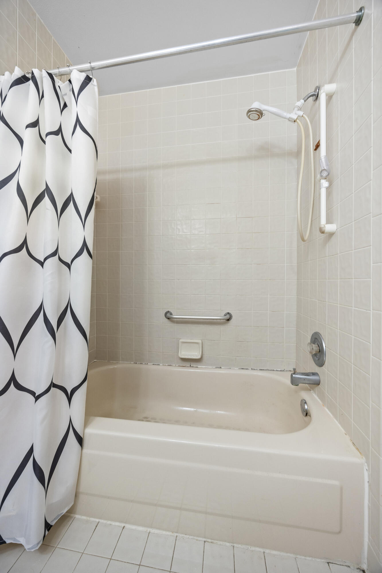 2640 Gately Drive W 1601 Property Photo 16