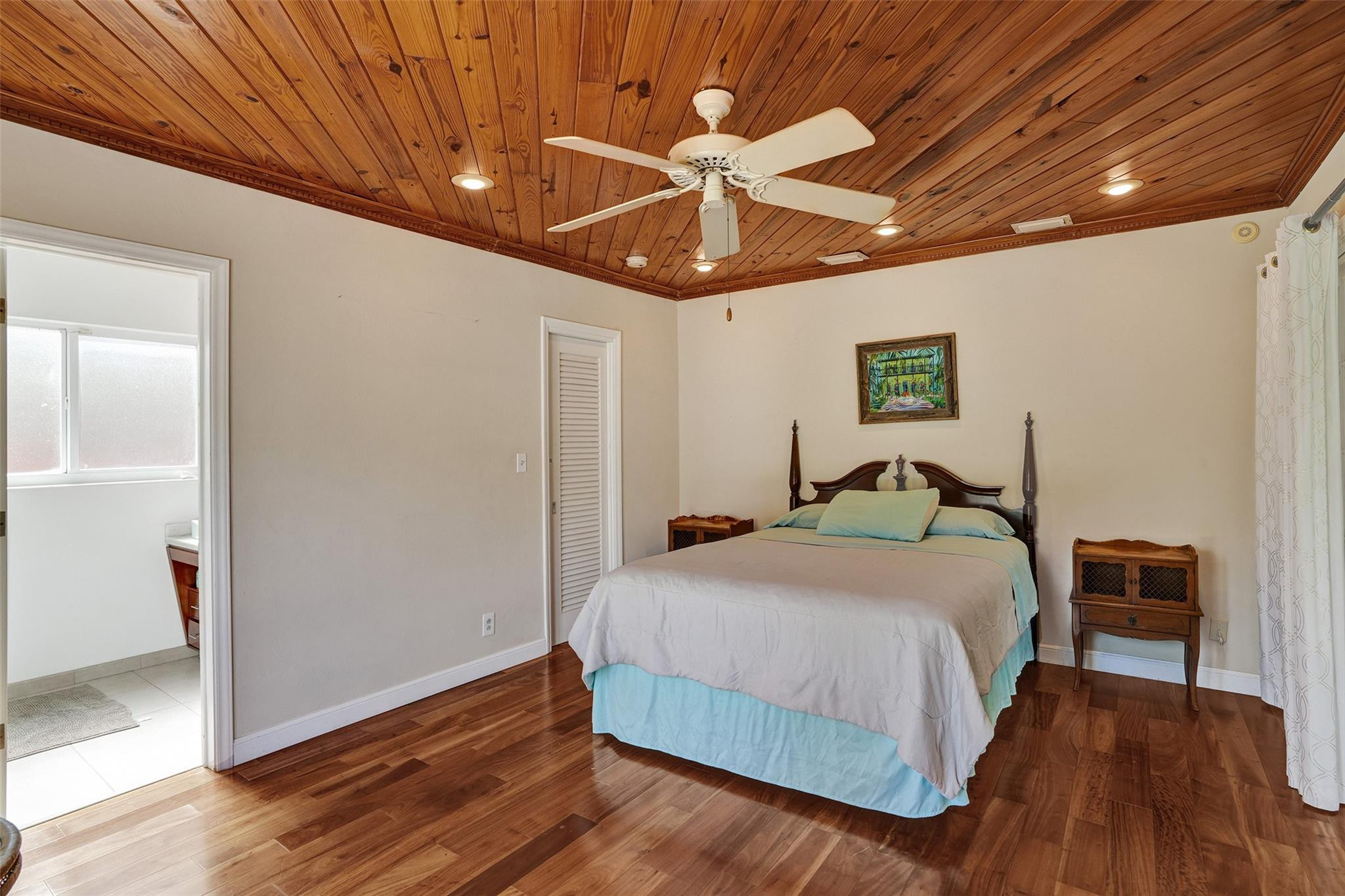 B26016557 Property Photo 13
