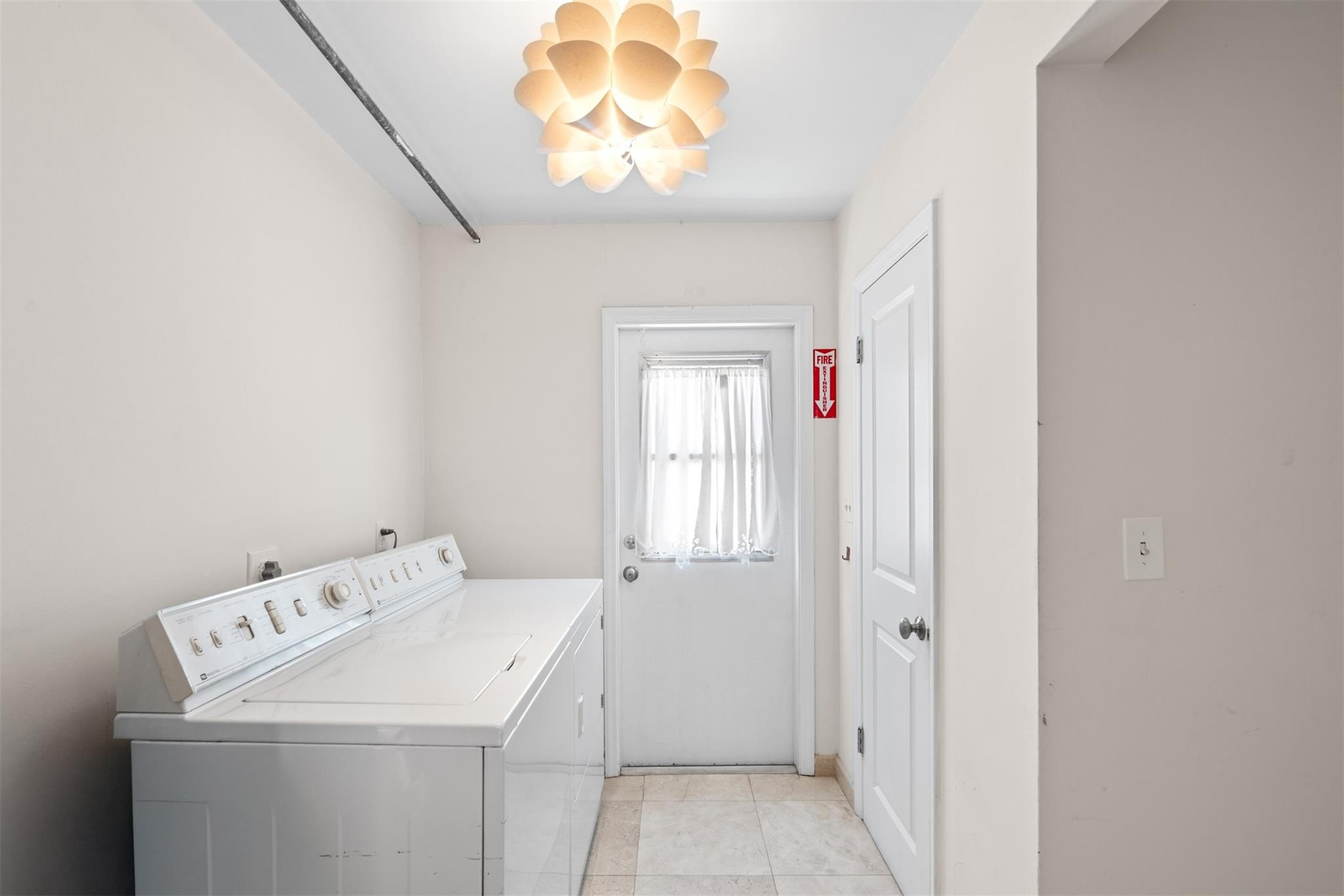 B26016557 Property Photo 19