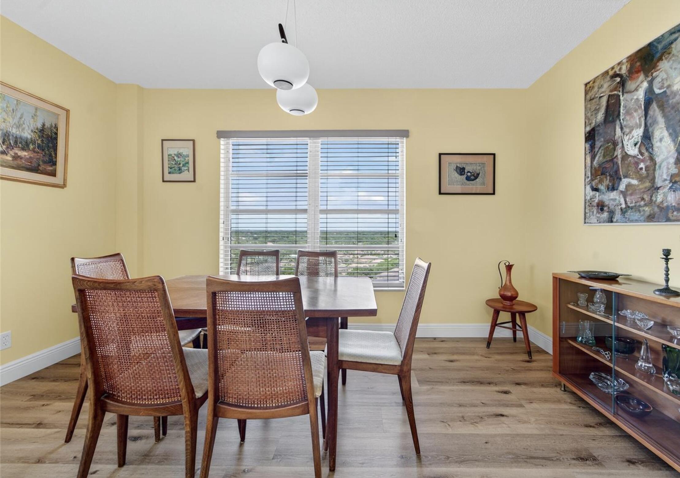10777 W Sample Road 1212 Property Photo 8