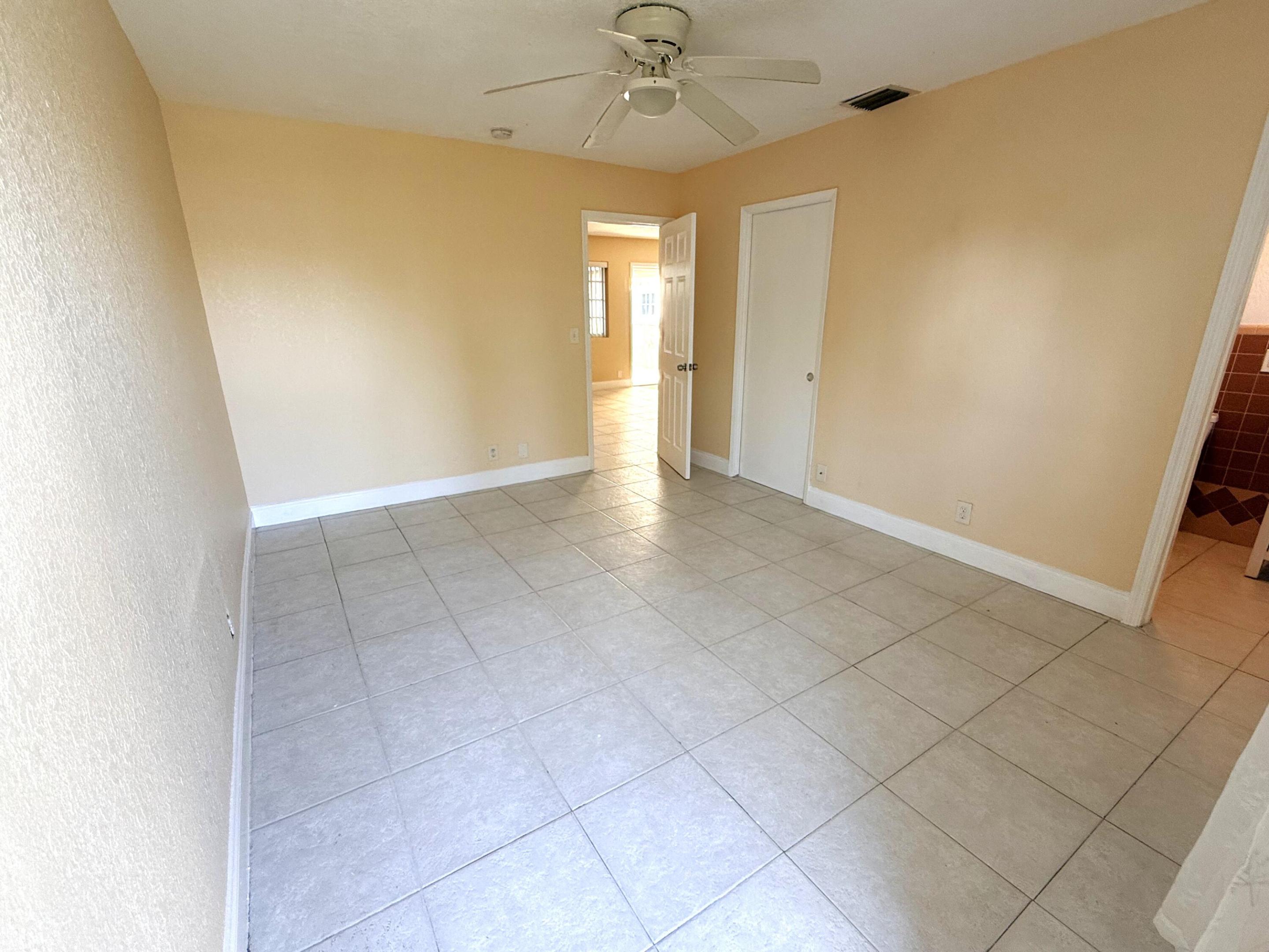 551 Se 15th Street W Property Photo 6
