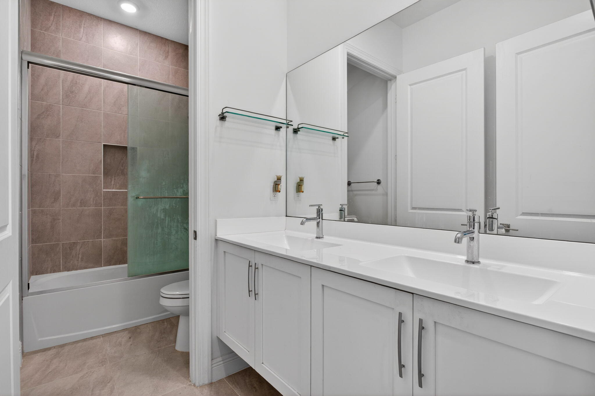 12090 Lake Trail Lane Property Photo 40