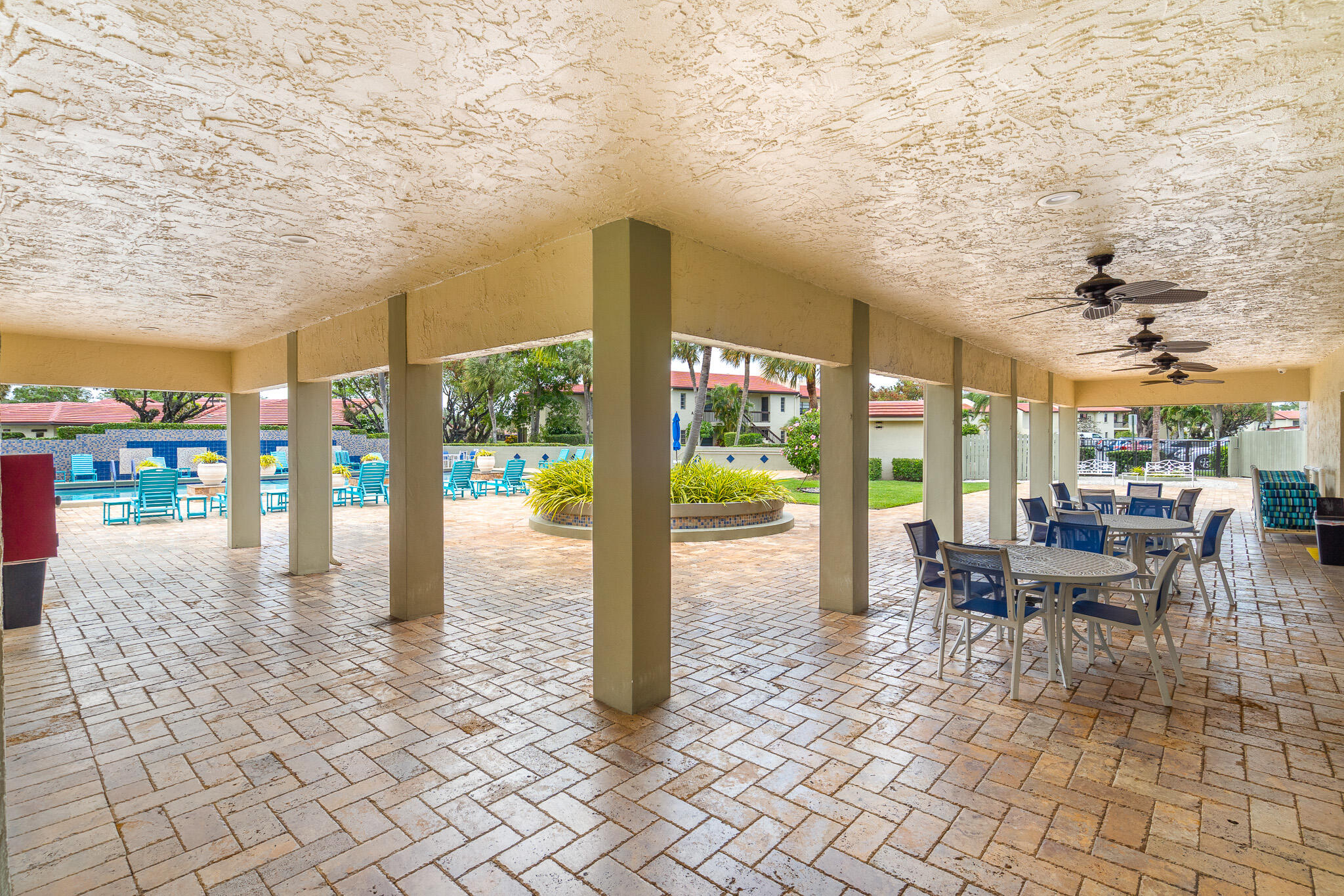 21218 Lago Circle H Property Photo 41