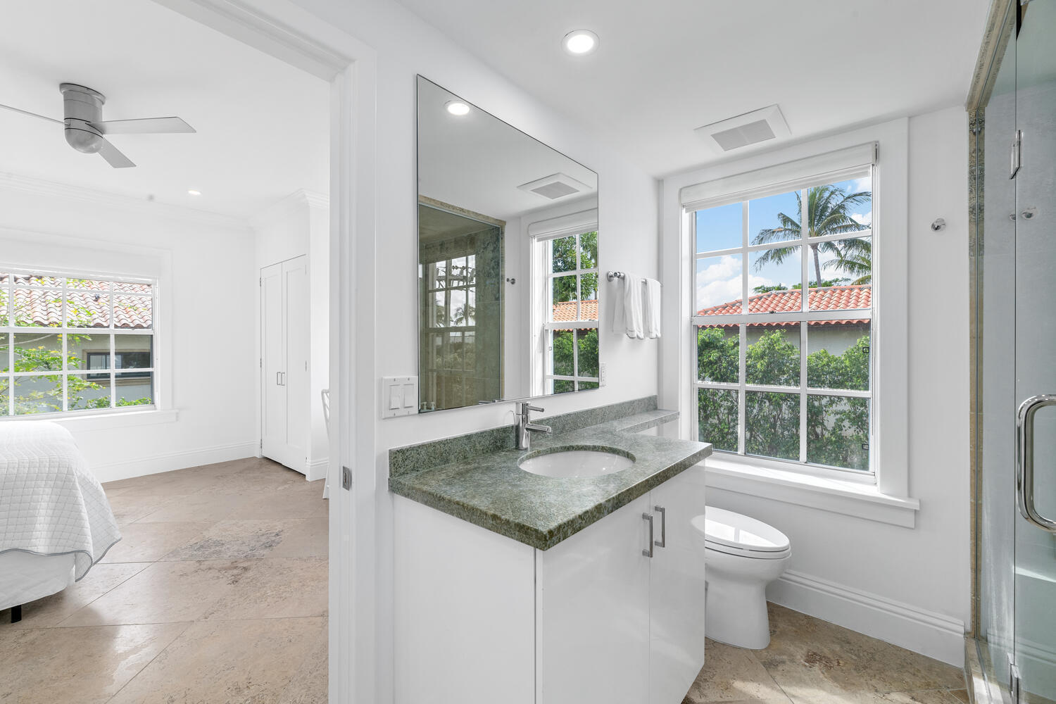 350 Cocoanut Row 3a Property Photo 20