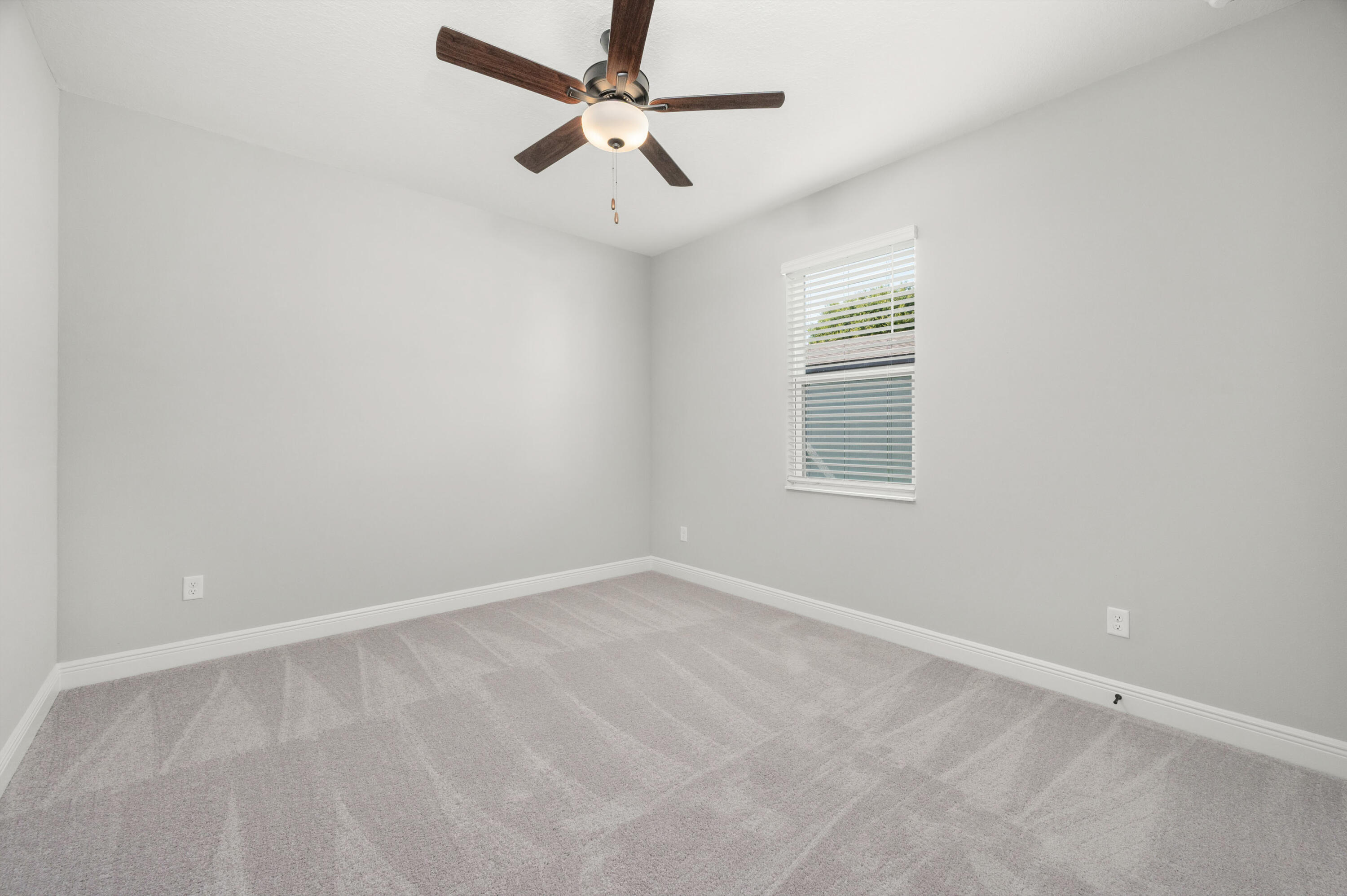 9335 101st Avenue Property Photo 14