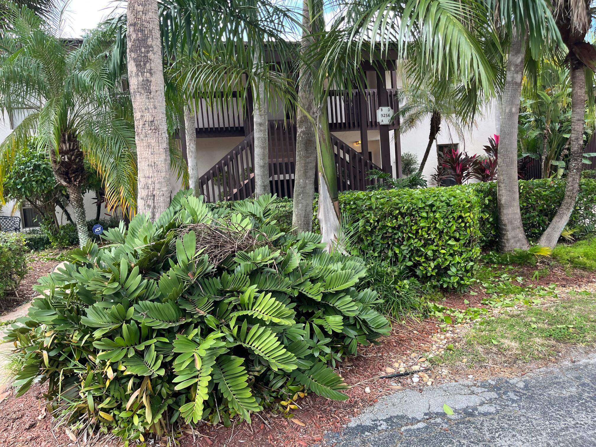 9256 Sabal Ridge Circle D Property Photo 13