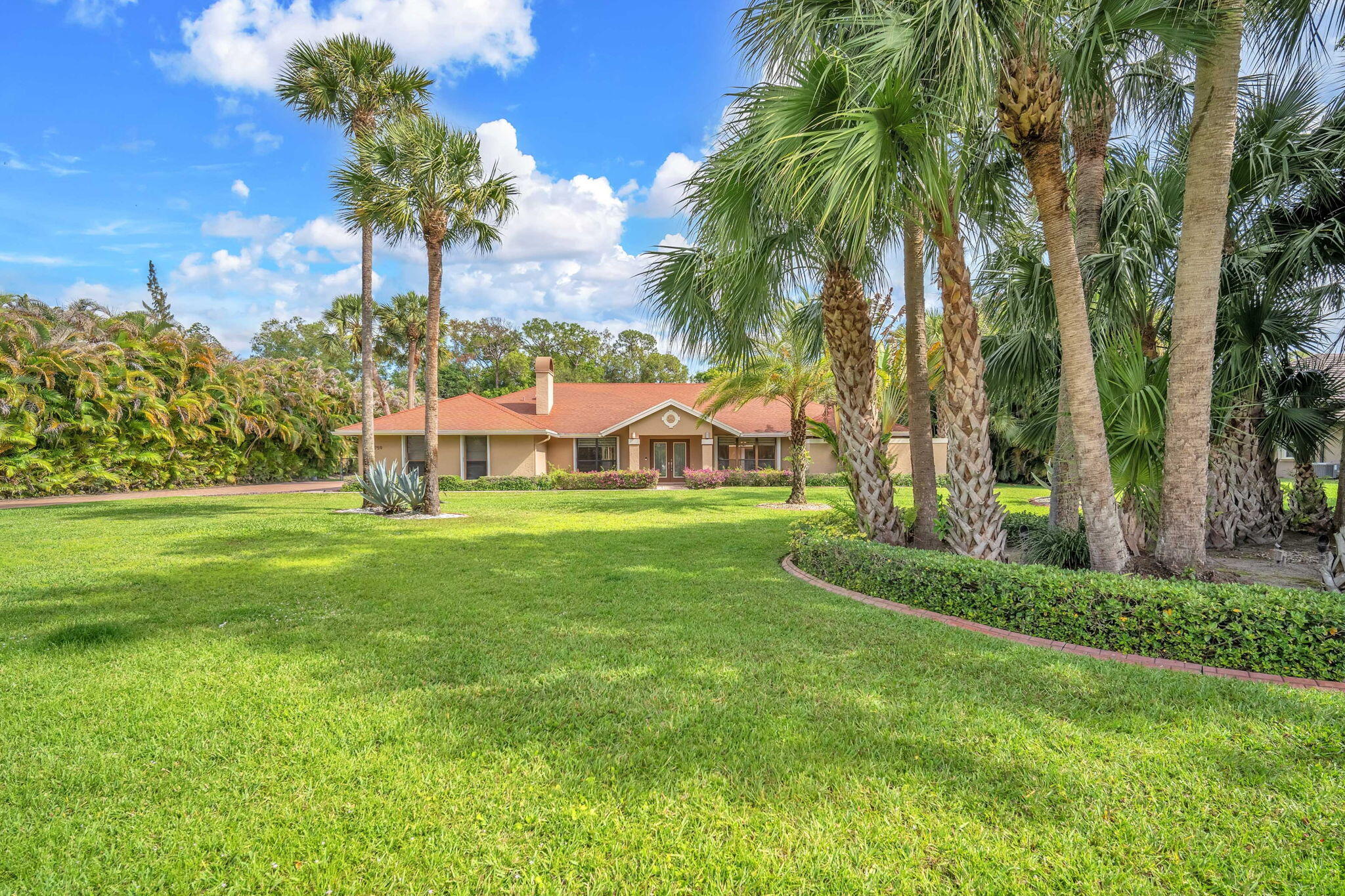 13759 Doubletree Trail Property Photo 4