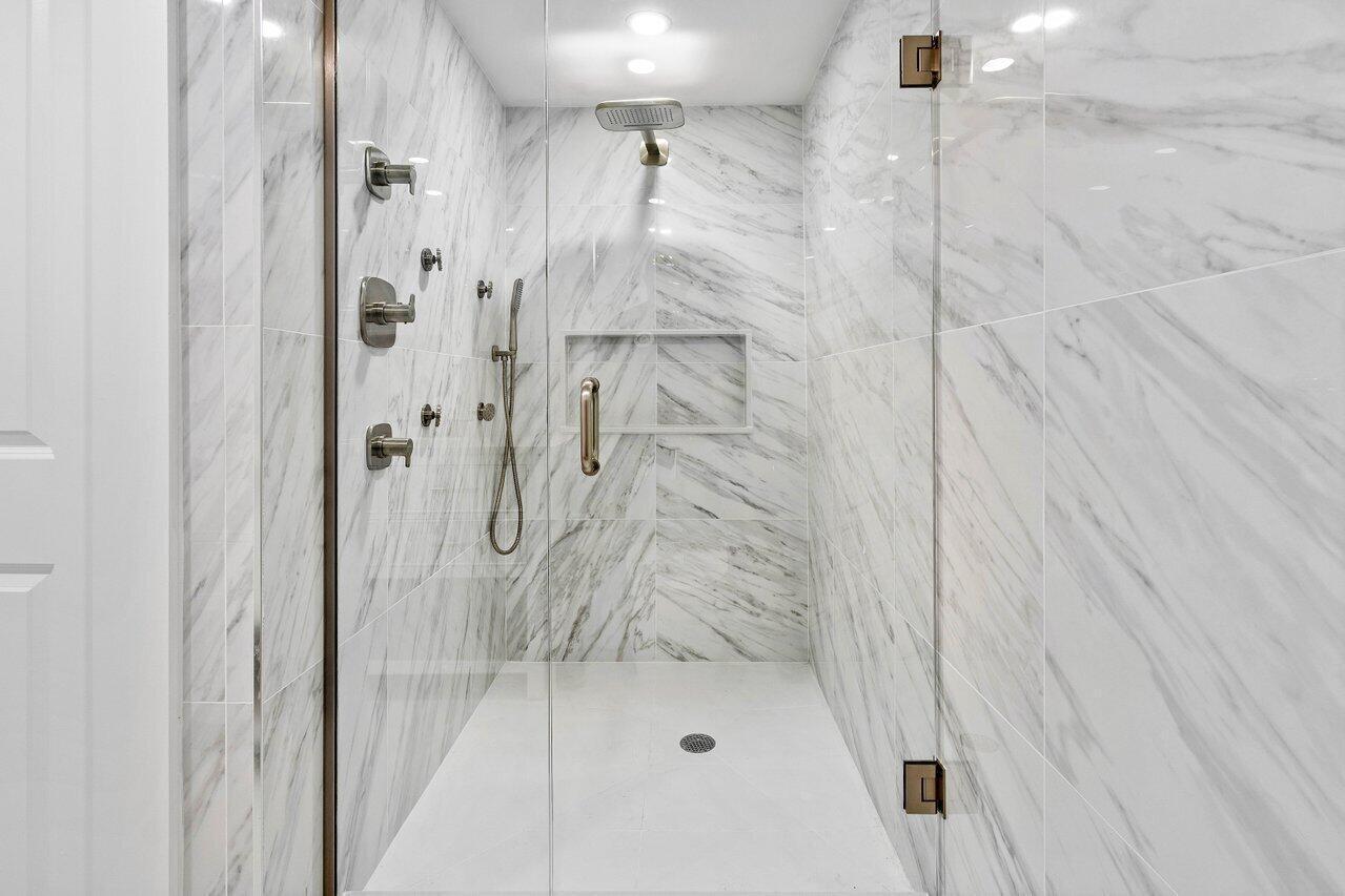 1701 S Flagler Drive 505 Property Photo 17