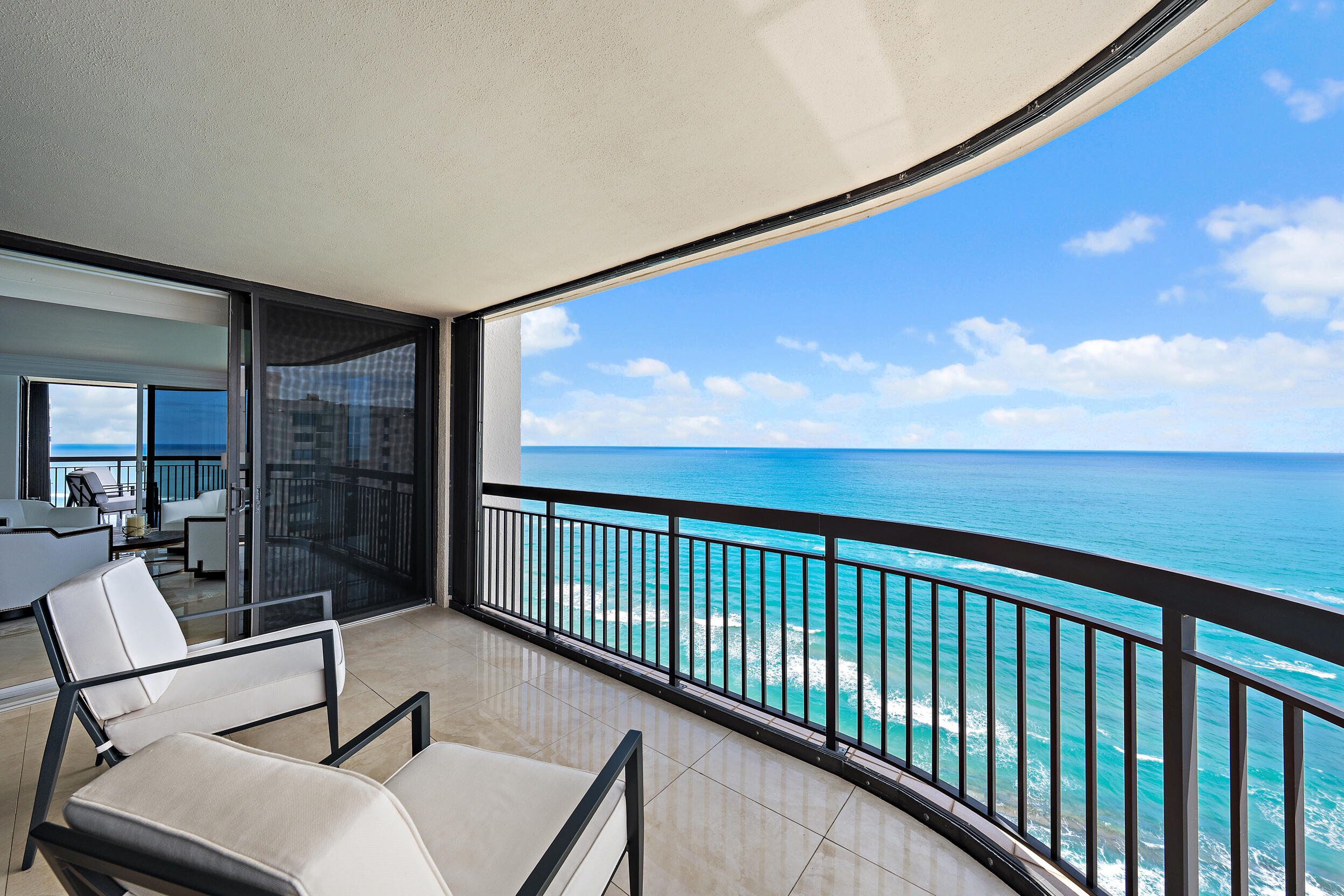5380 N Ocean Drive 22i Property Photo 11