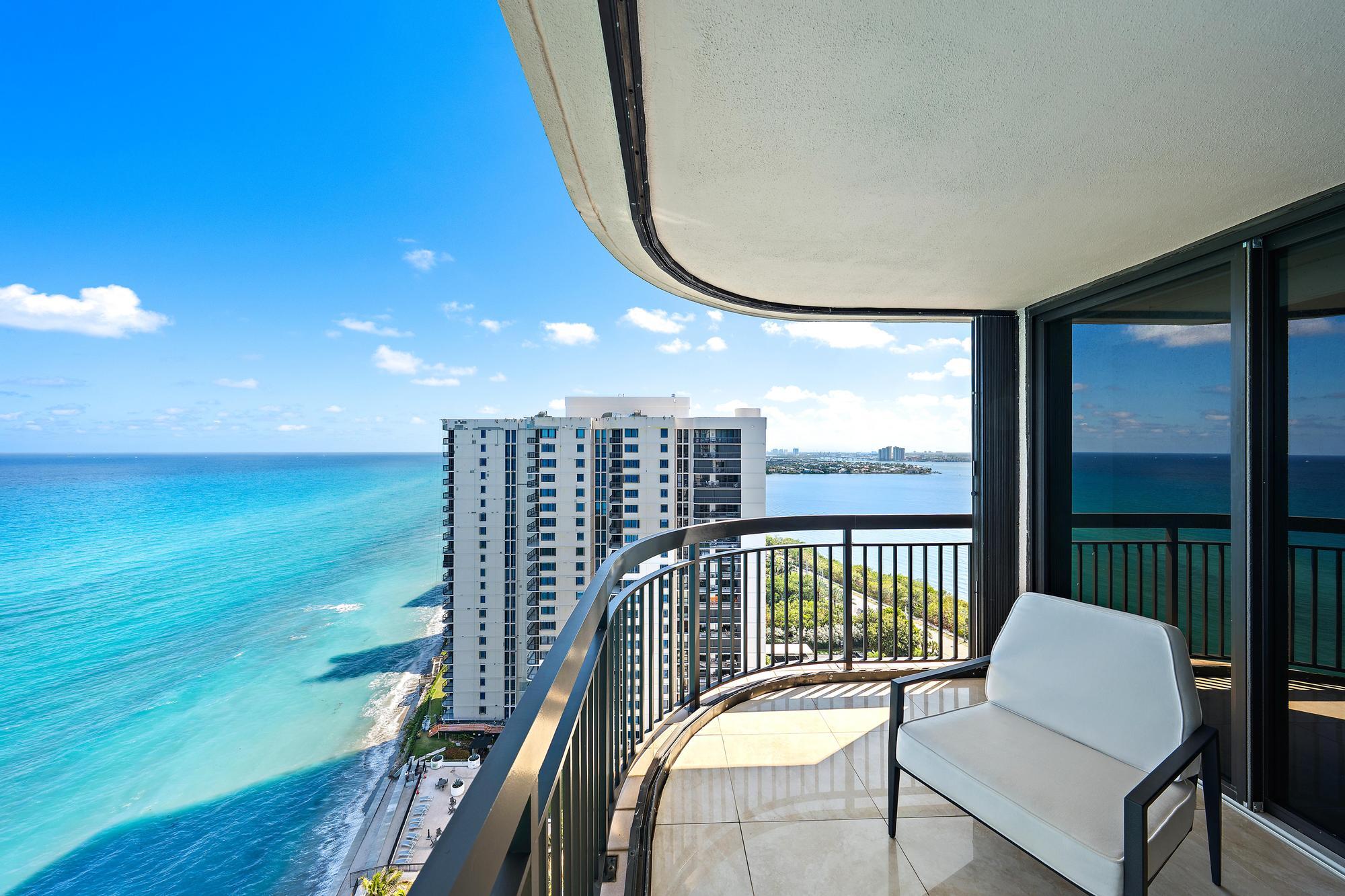 5380 N Ocean Drive 22i Property Photo 14