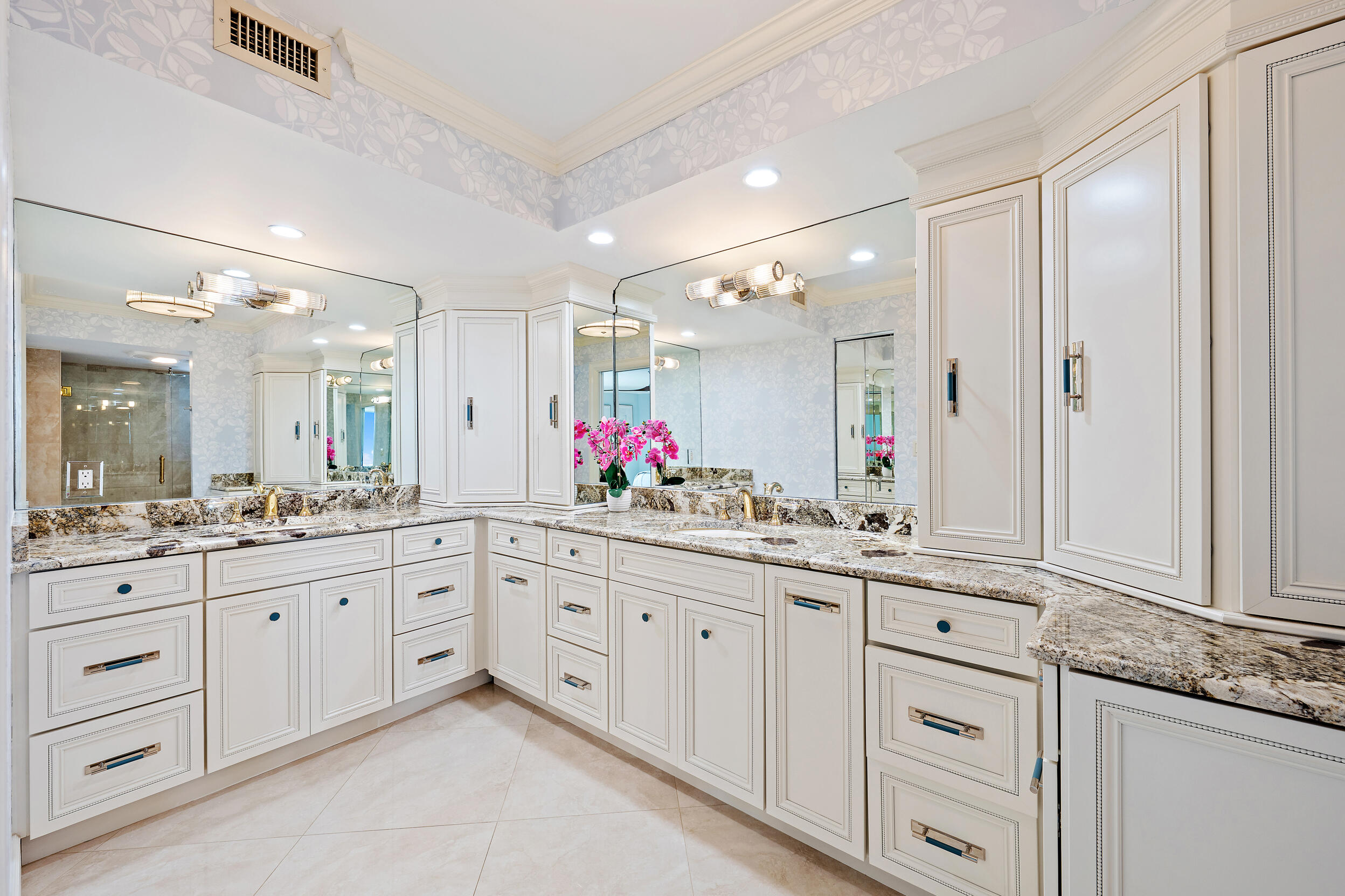 5380 N Ocean Drive 22i Property Photo 16