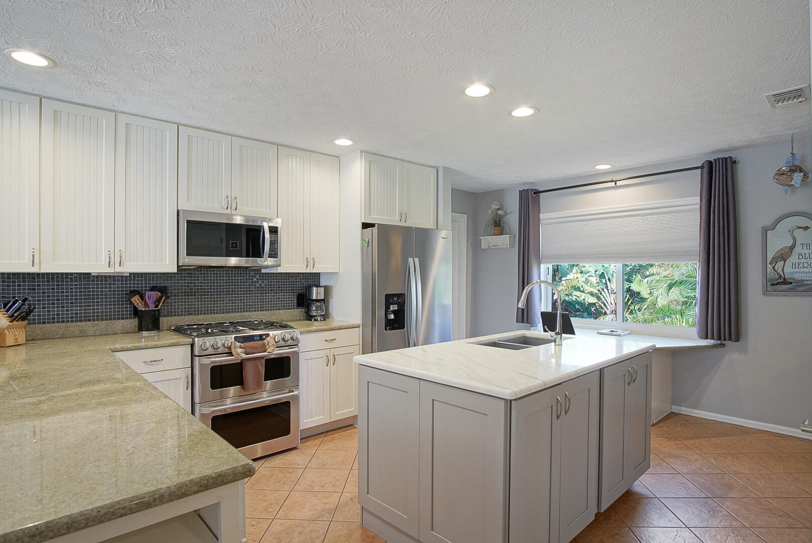 413 Hernando Street Property Photo 10