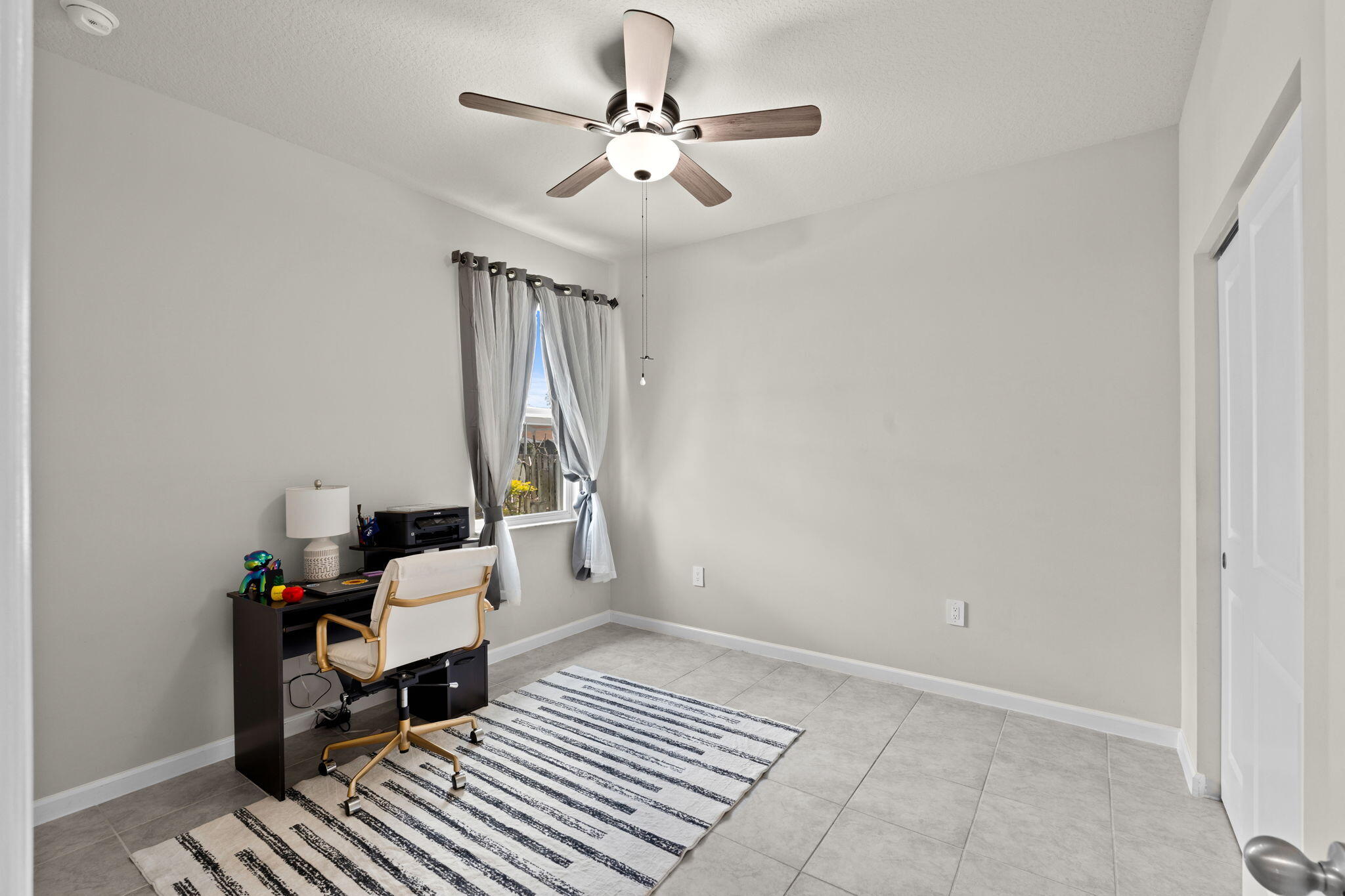 3482 Sw Rosser Boulevard Property Photo 11
