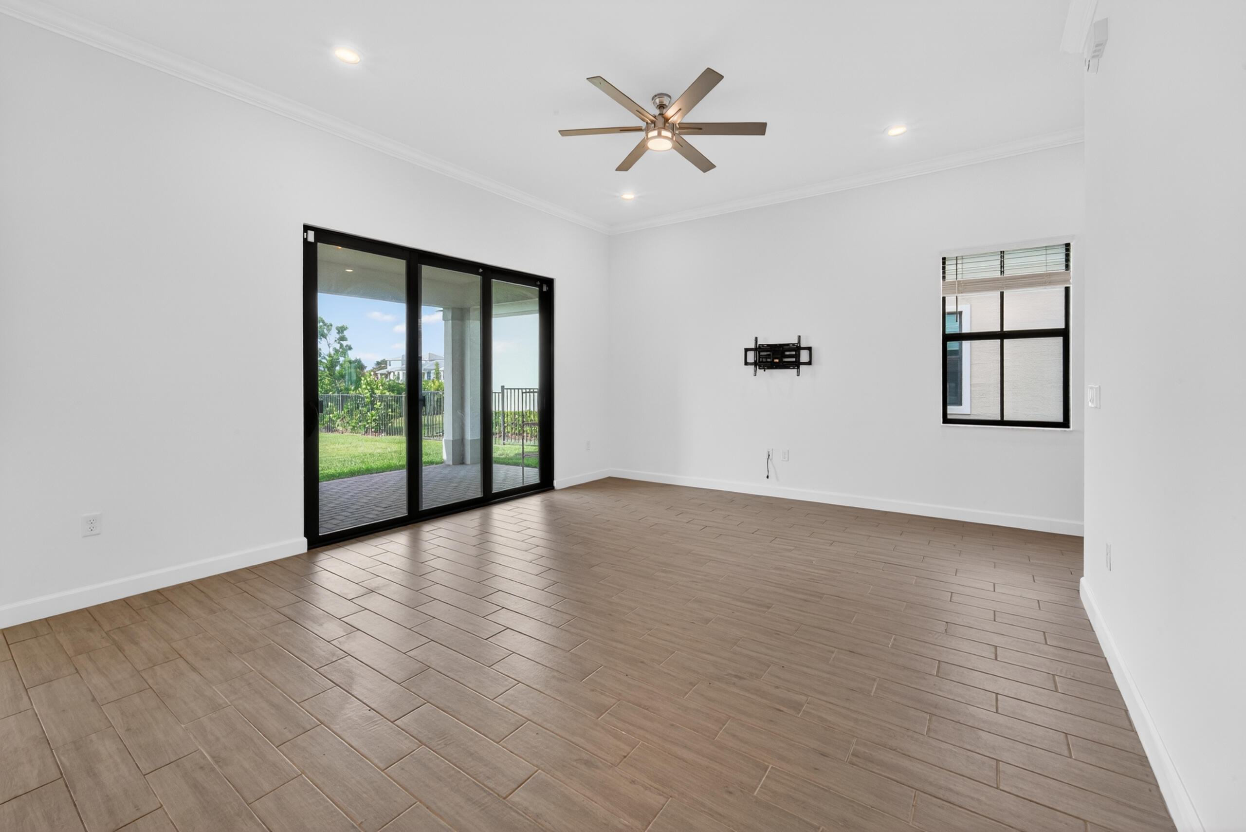537 Se Fascino Circle Property Photo 41