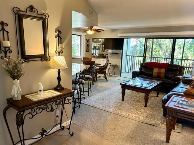 1605 Us-1 E301 Property Photo 10
