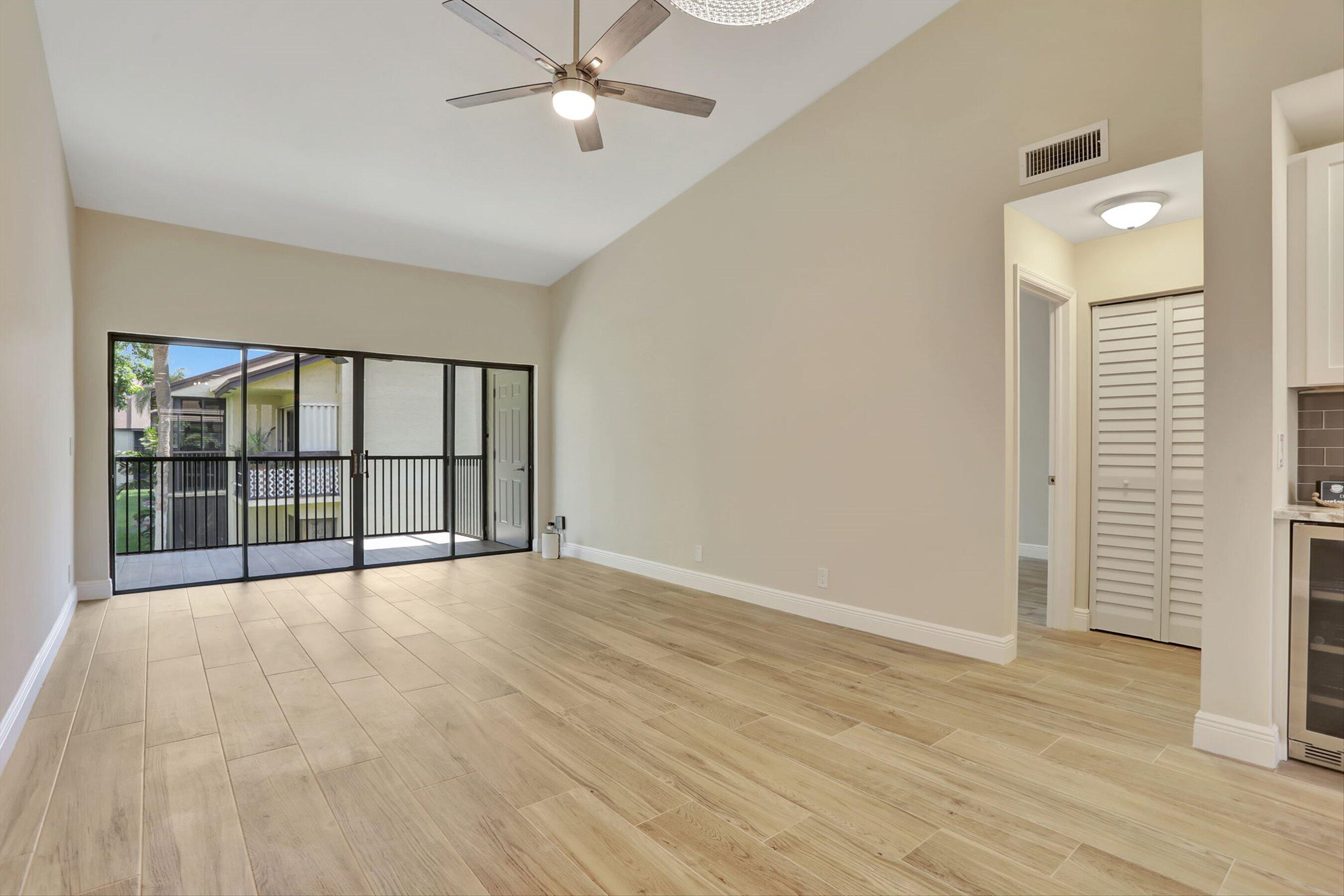 1945 Sw 15th Street 68 Property Photo 10