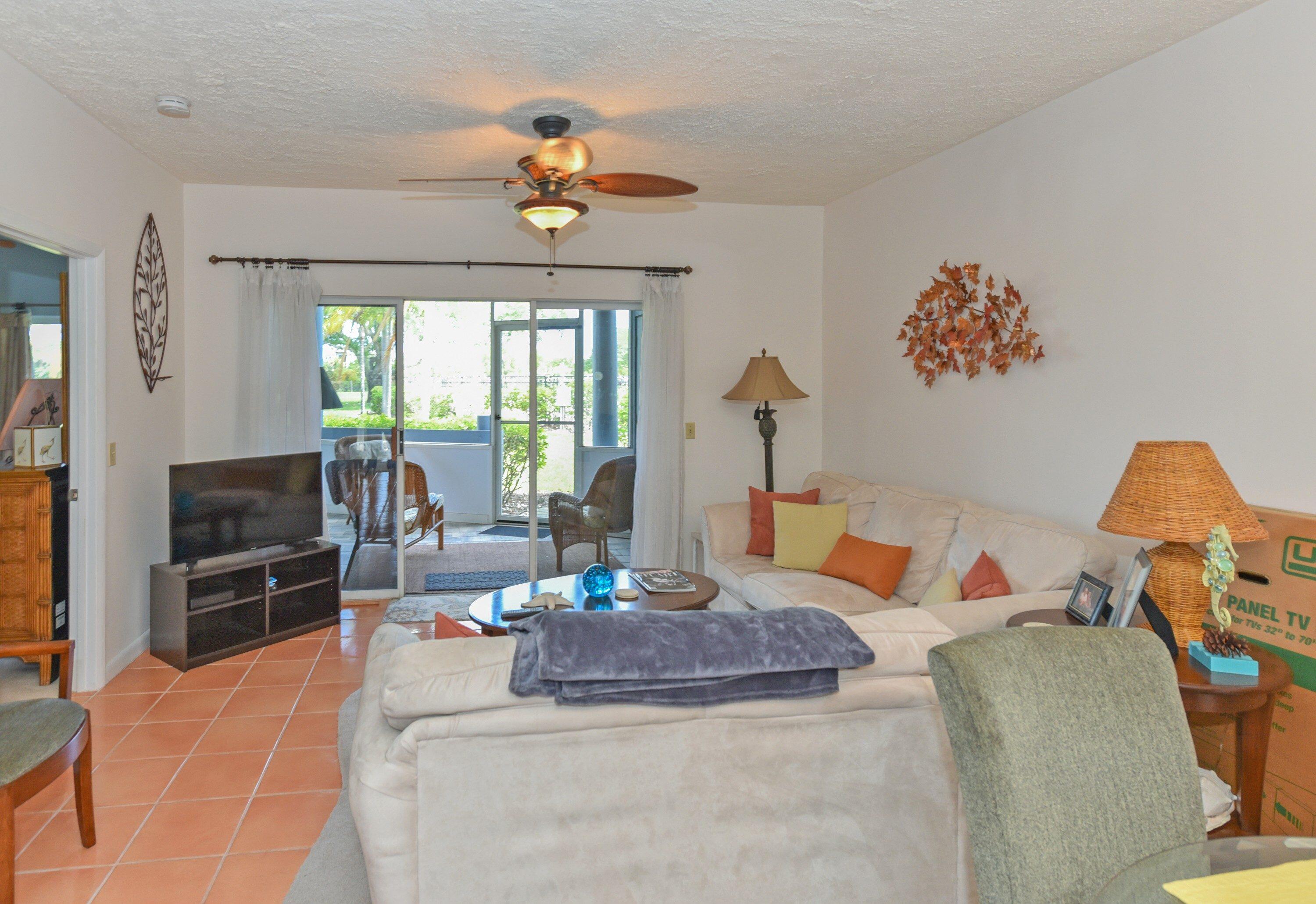 1637 Ne Nautical Place 802 Property Photo 10