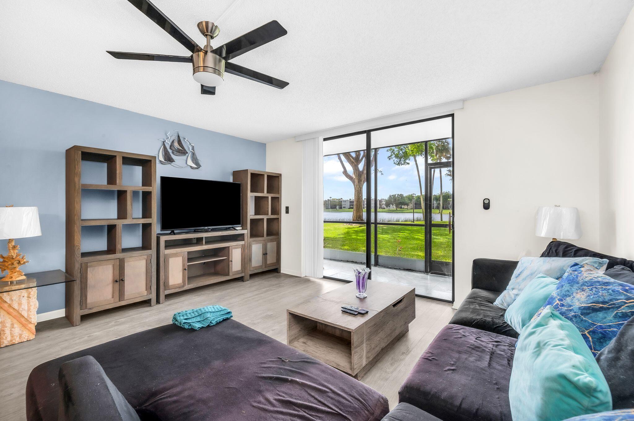 5220 Las Verdes Circle 108