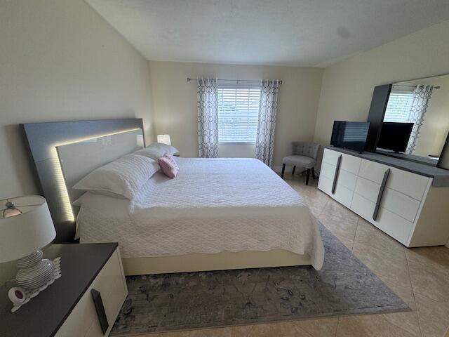6475 Bay Club Drive 4 Property Photo 7