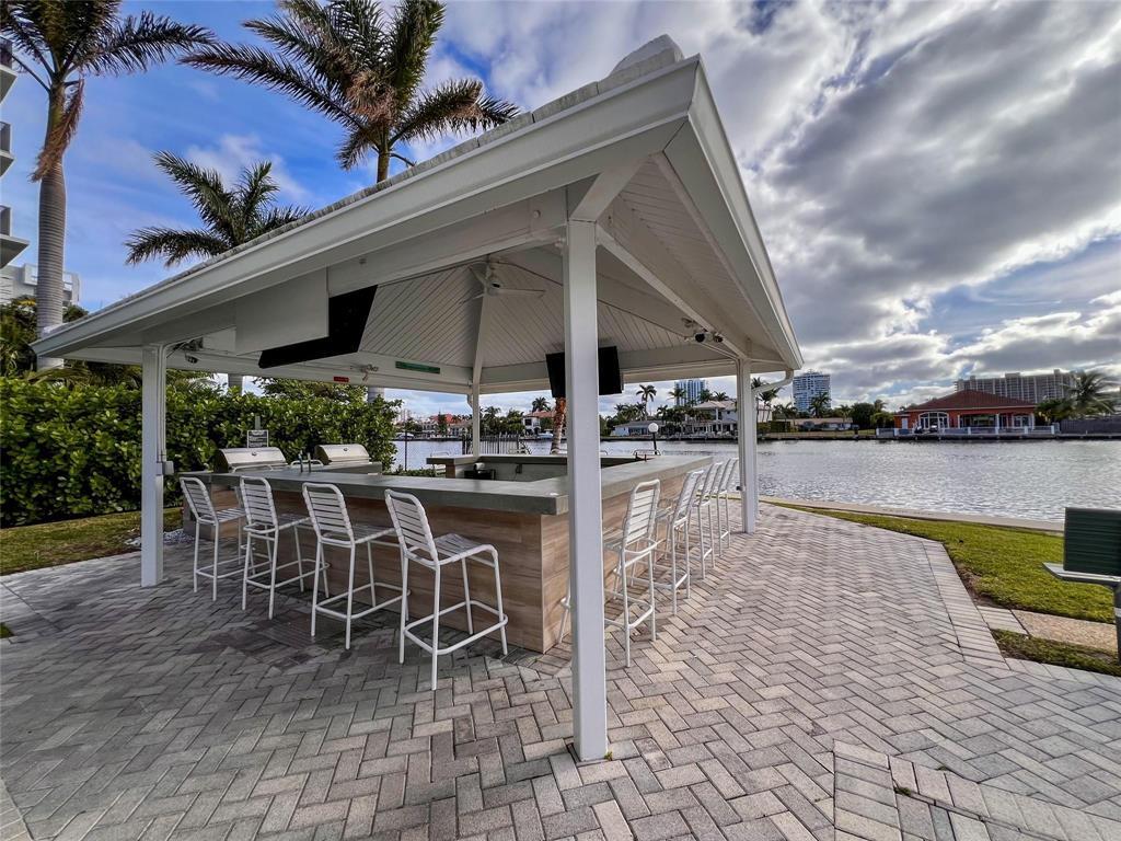 6475 Bay Club Drive 4 Property Photo 18