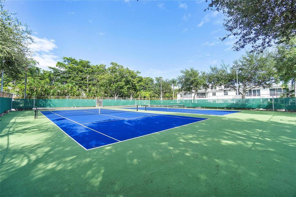 6475 Bay Club Drive 4 Property Photo 21
