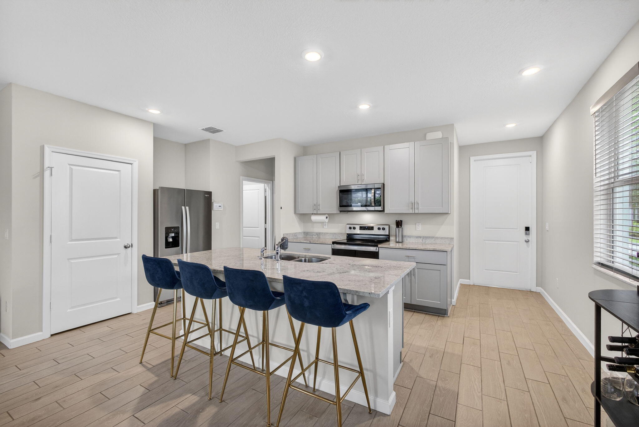1700 Lindley Street Property Photo 11