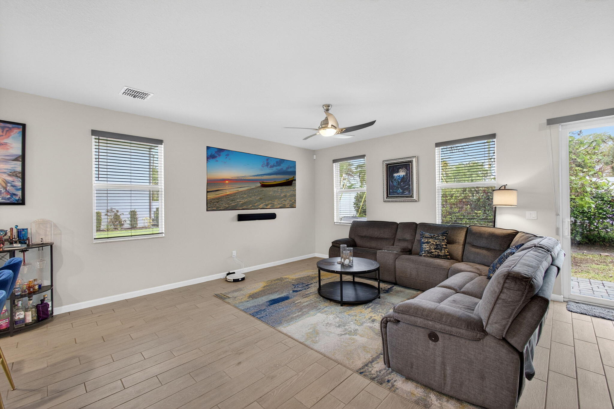 1700 Lindley Street Property Photo 17