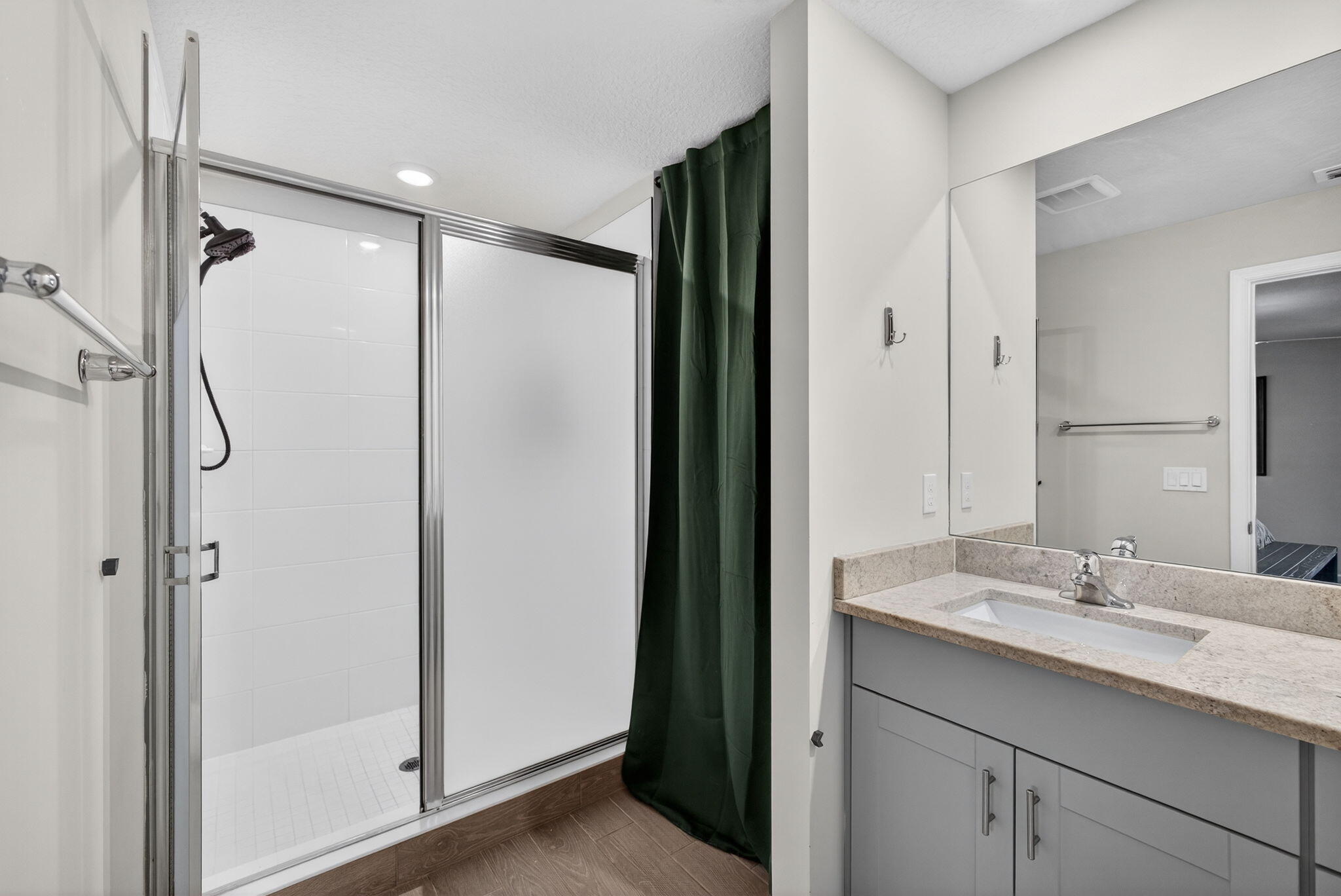 1700 Lindley Street Property Photo 31
