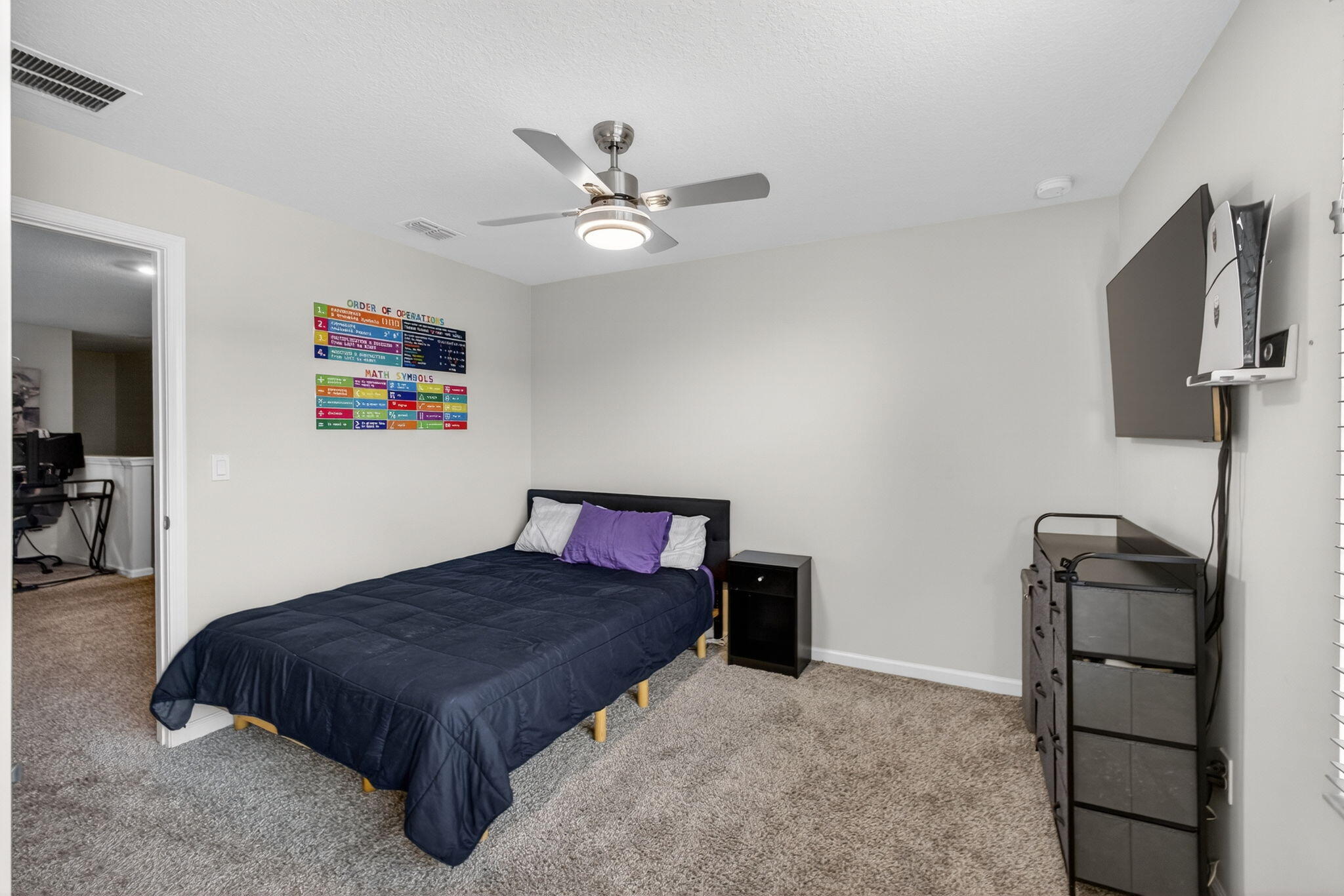 1700 Lindley Street Property Photo 37